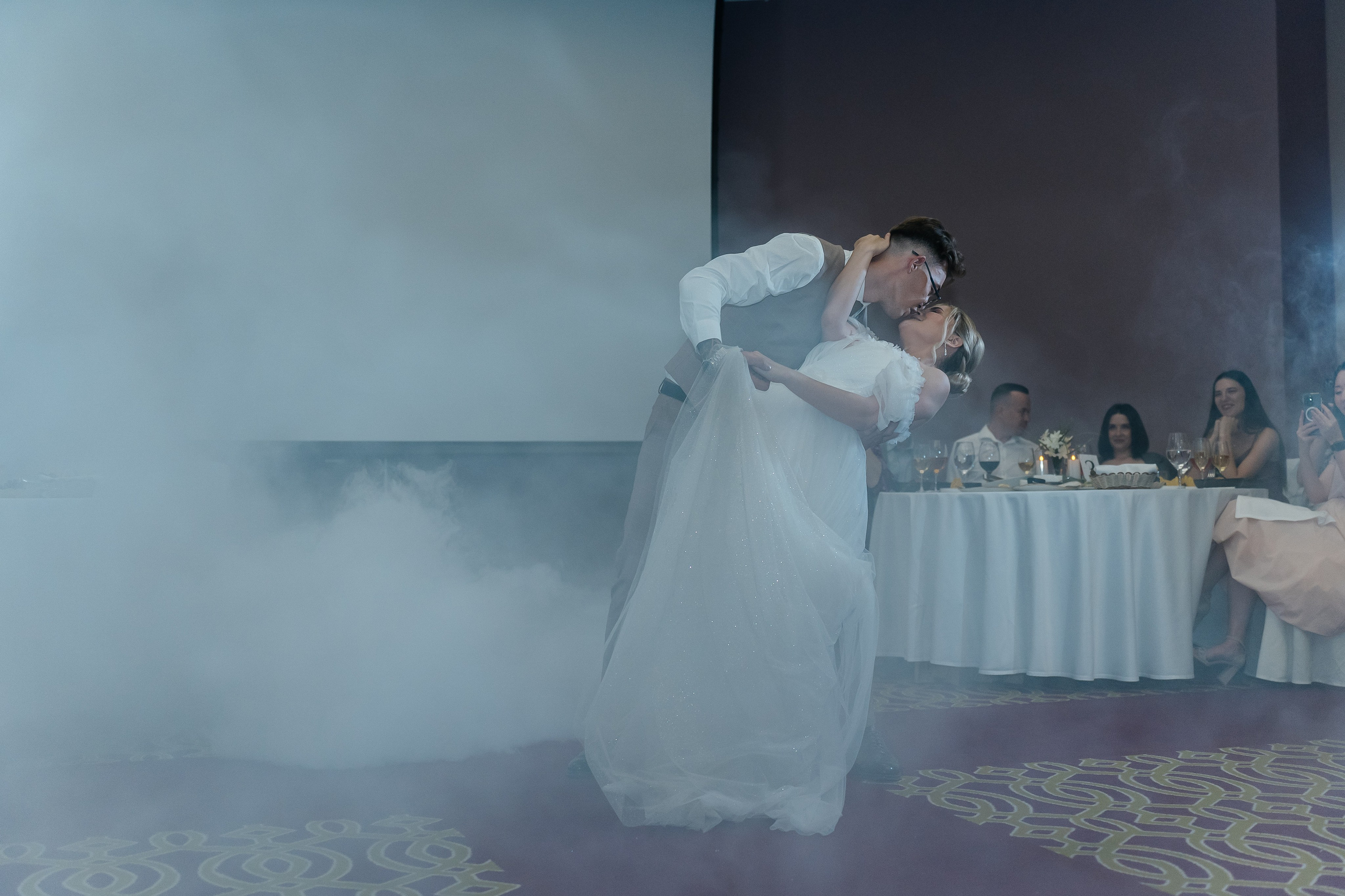 City Center. Для тех, кто не ждёт удачи, а создаёт её. Каждая фотосессия — это твой момент, твой стиль, твой успех. 📸