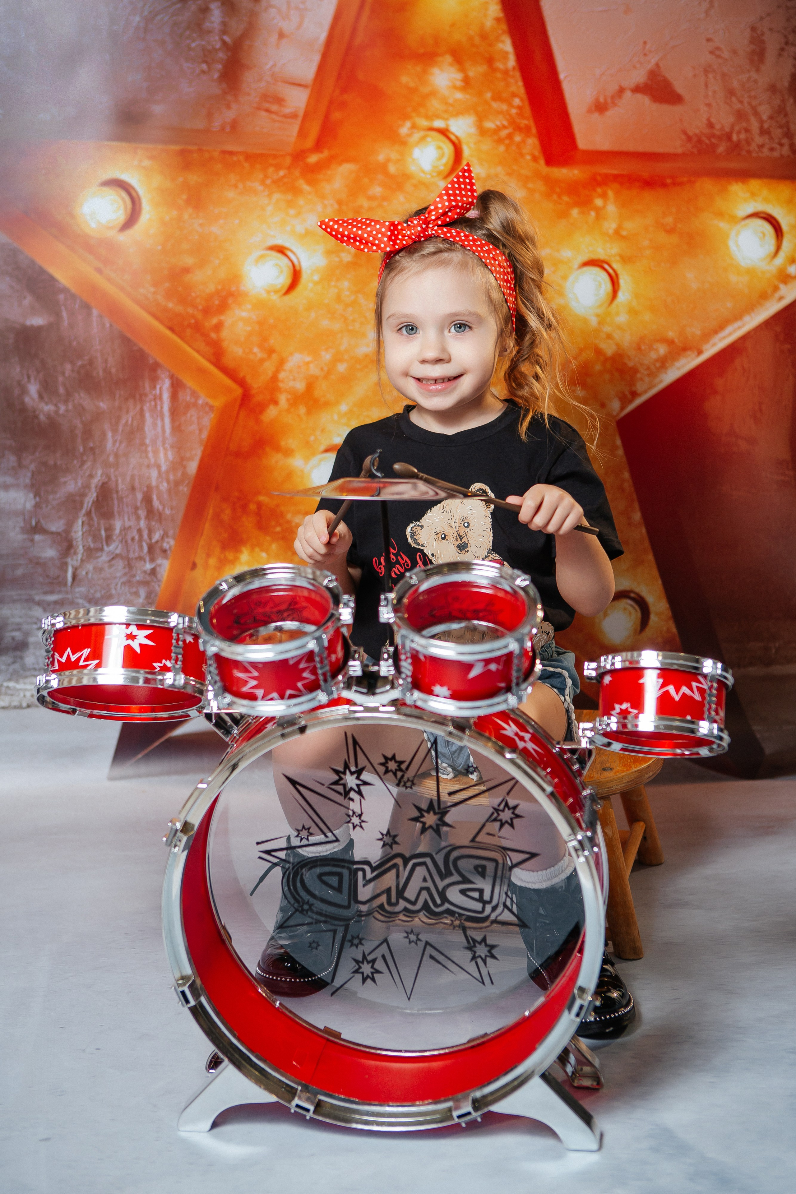 Рок-Звезда. Фото дети. Выпускные альбомы Нижний Тагил