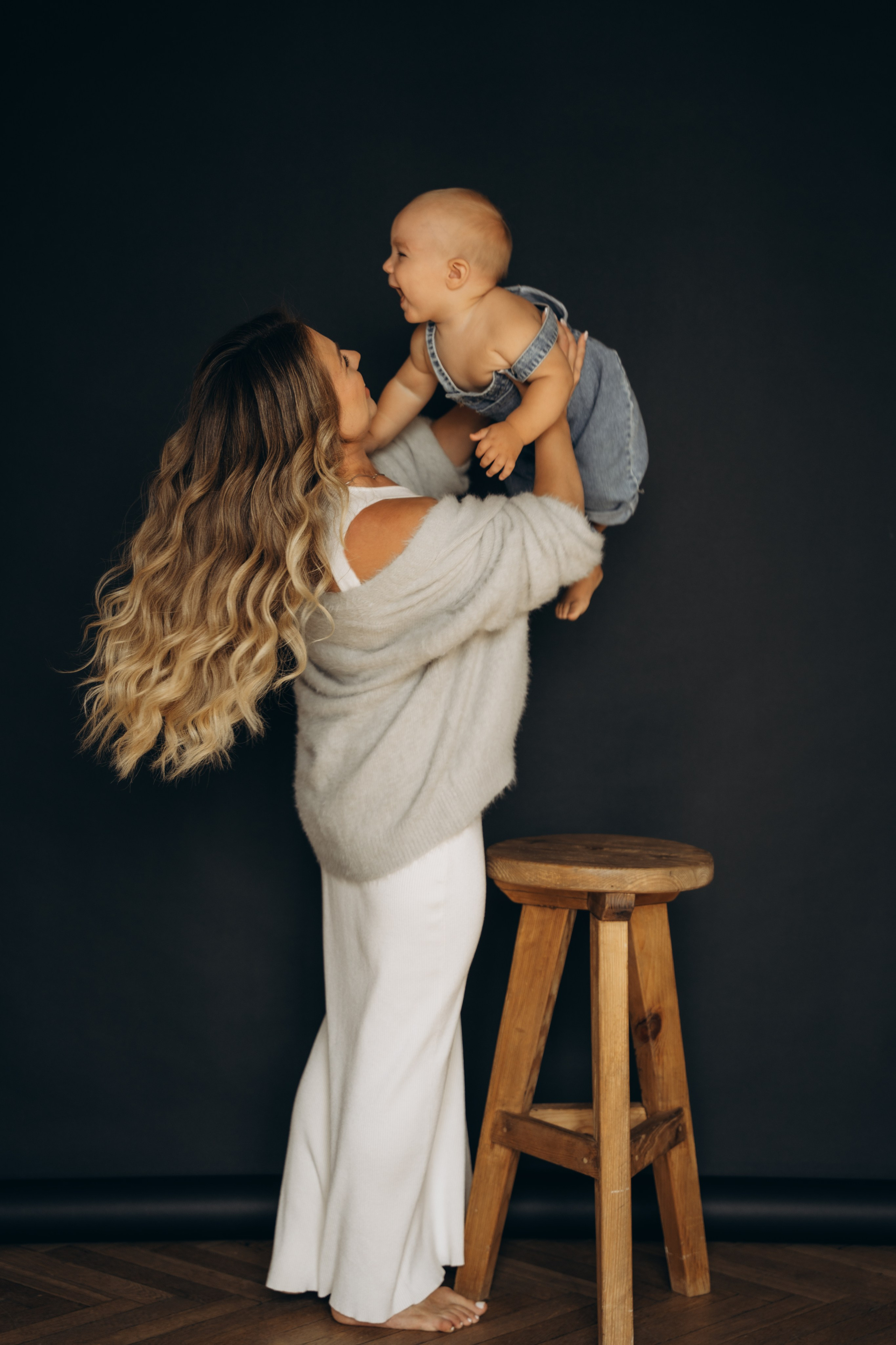 Мама и сыночек. Семейный фотограф Москва. Фотограф беременности и материнства Москва