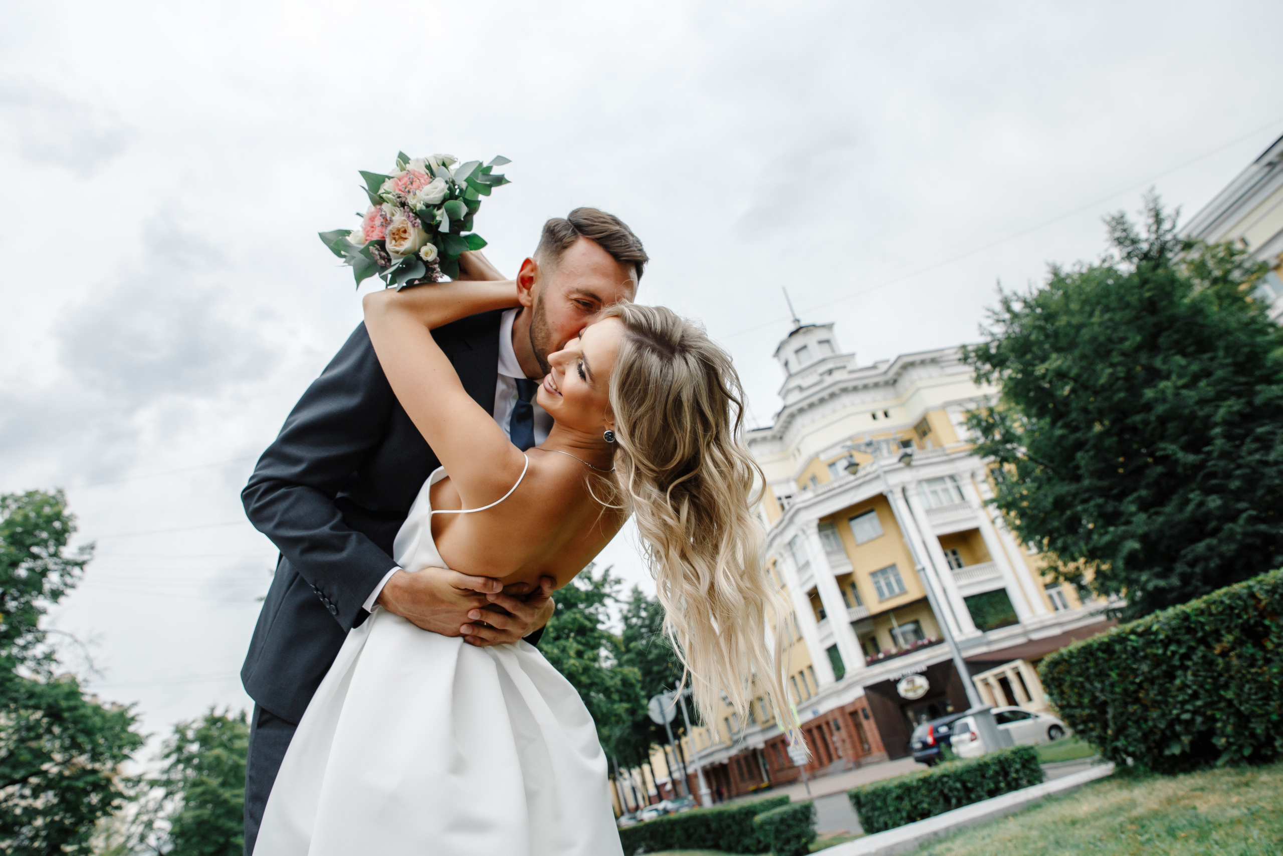 Свадебная фотография в центре Кемерово