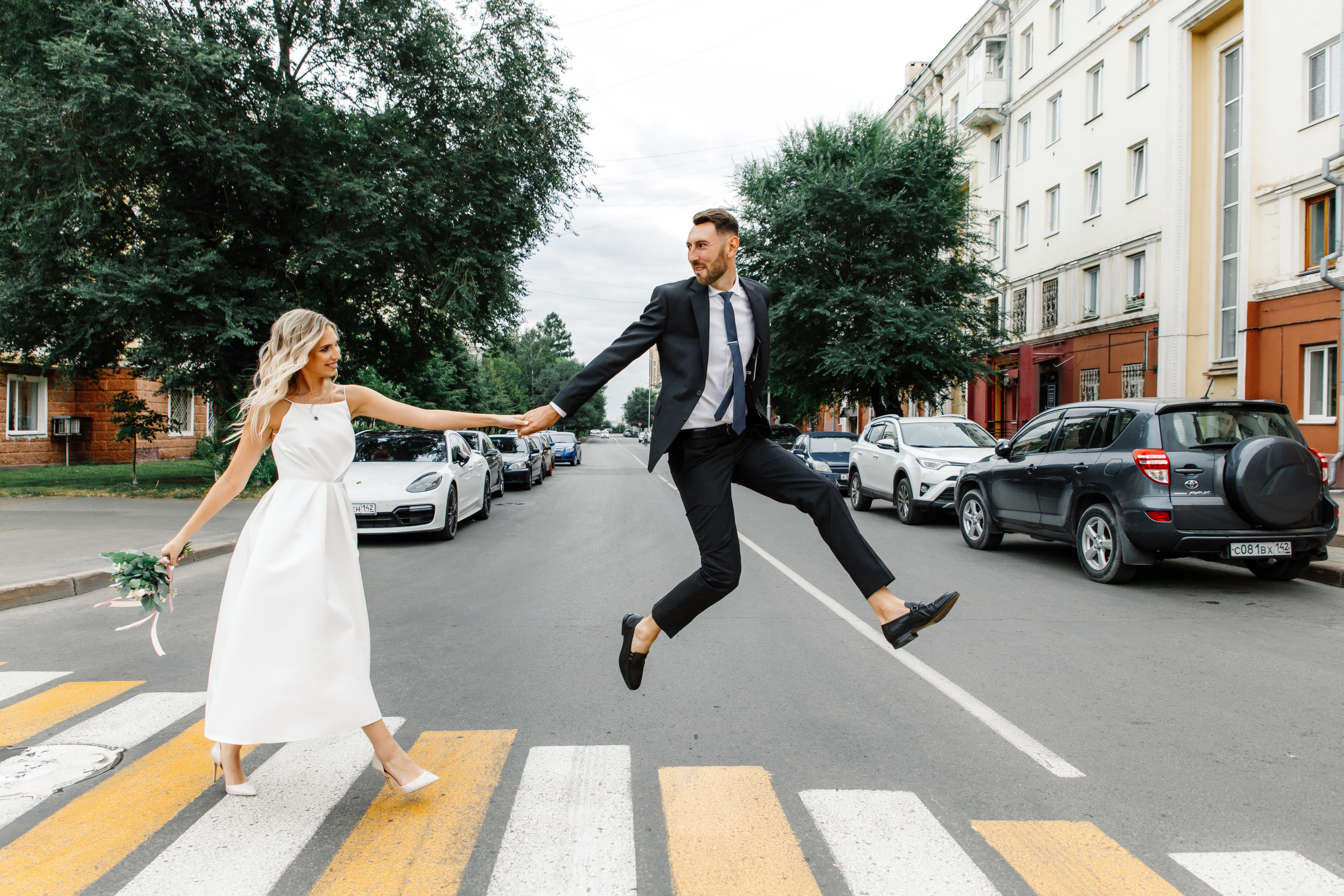 Живые фотографии на переходе Кемерово