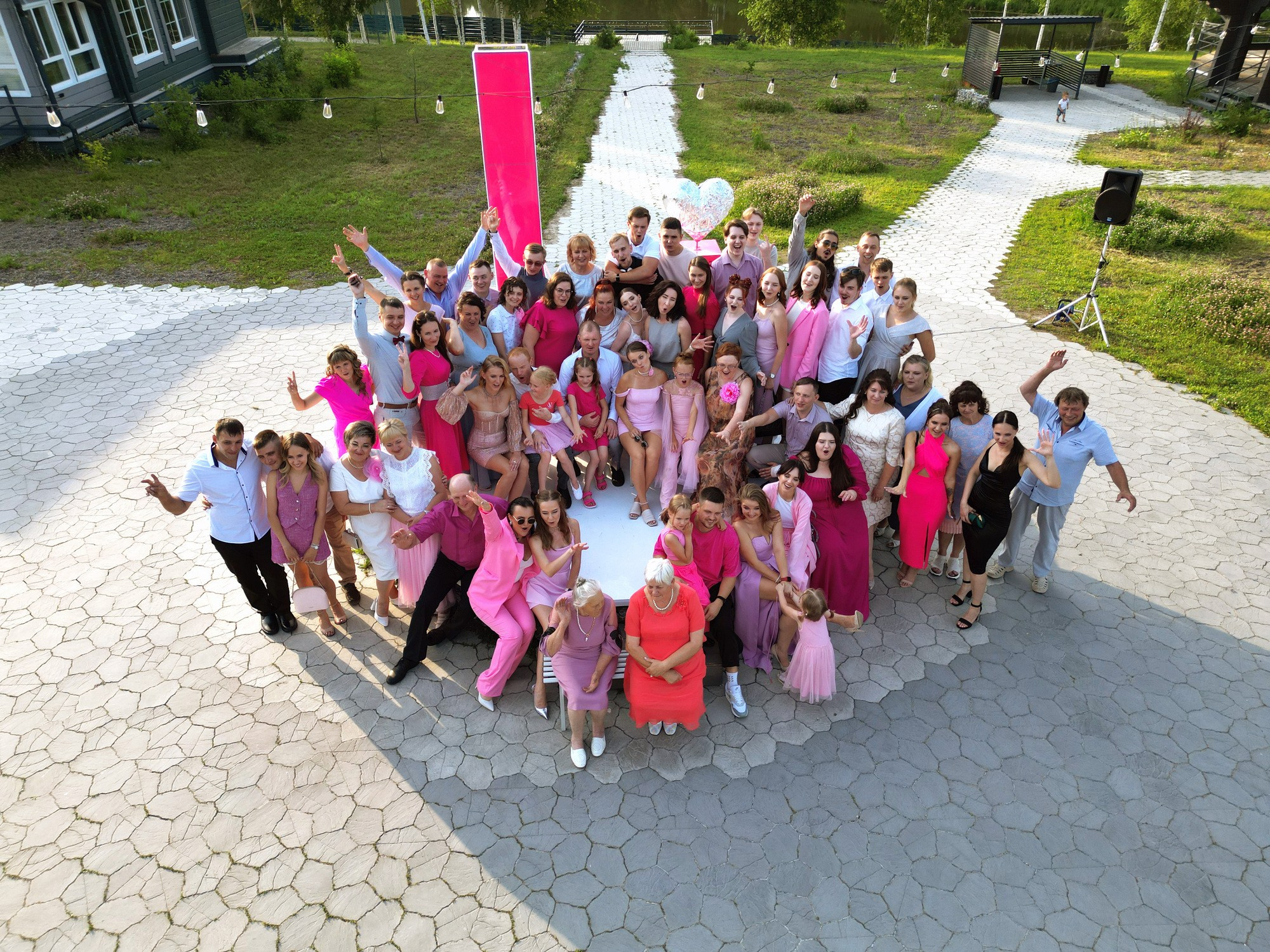 Малиновый фейерверк эмоций. Свадебный фотограф в Томске | Александр Овчаренко