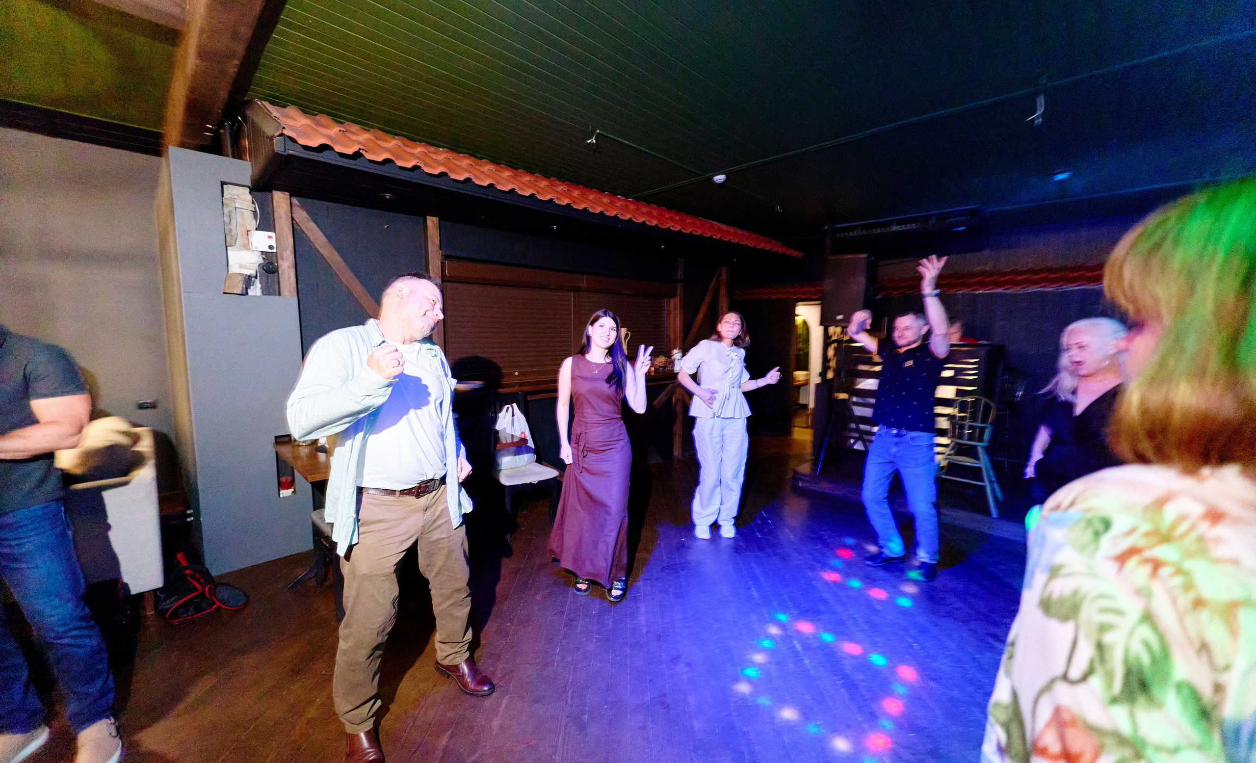 Выпускной 35 Сош. Фотограф Выпускные альбомы Таганрог Сергей Коробченко