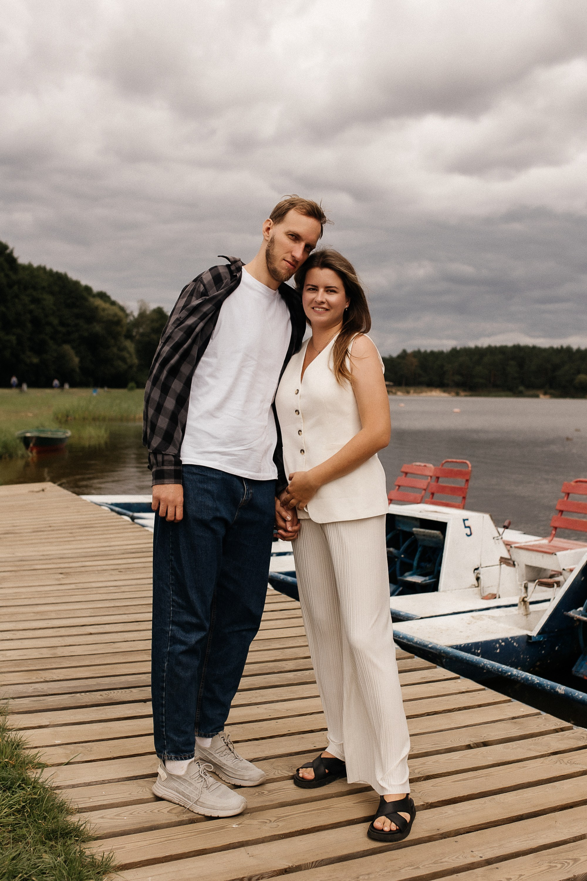 Love Story на Юбилейном озере. Свадебный и семейный фотограф Виолетта Сидельникова. Краснодар, Россия, Беларусь, Европа