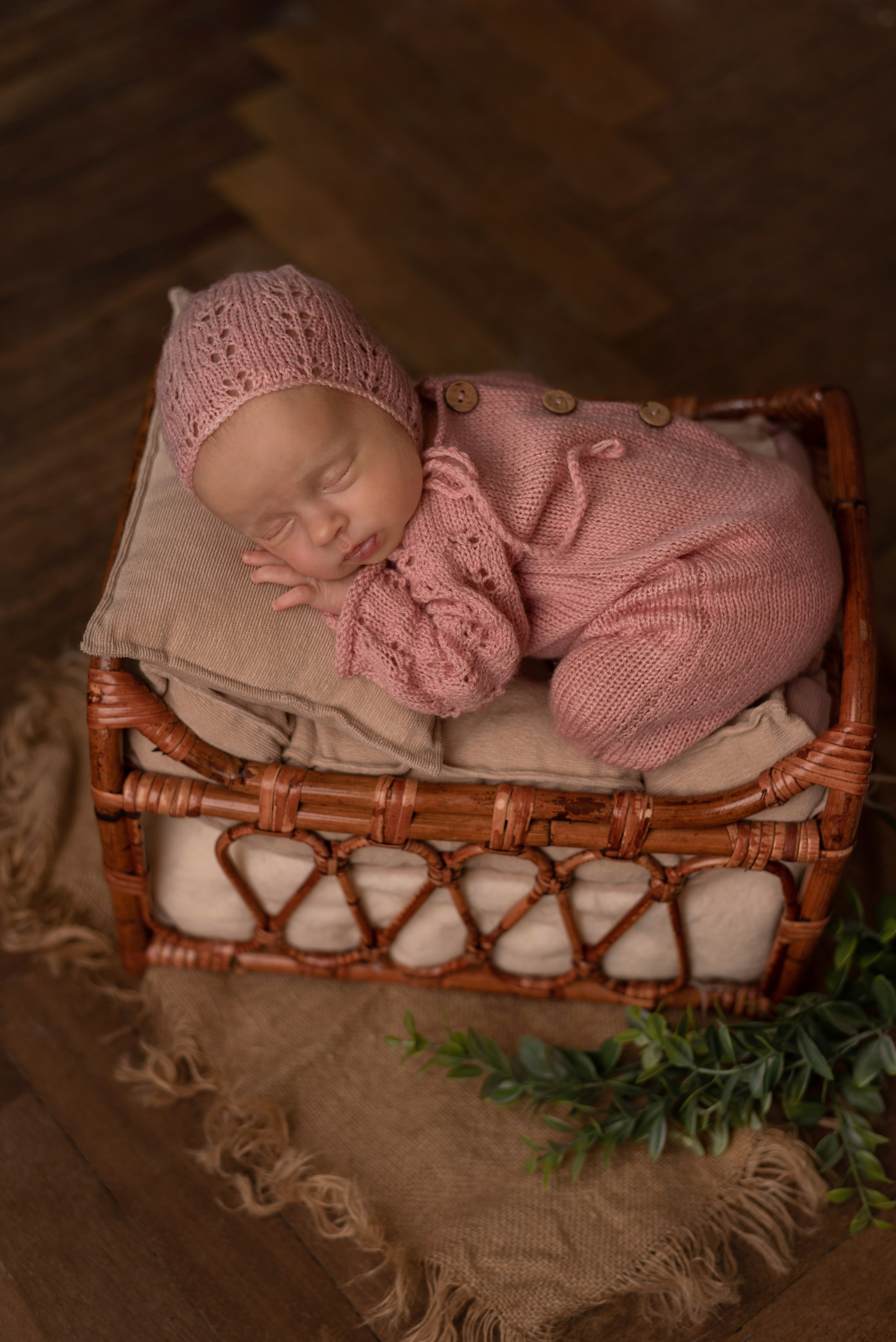 Photos of newborn babies. Photographer of newborns and children up to a year in Montenegro