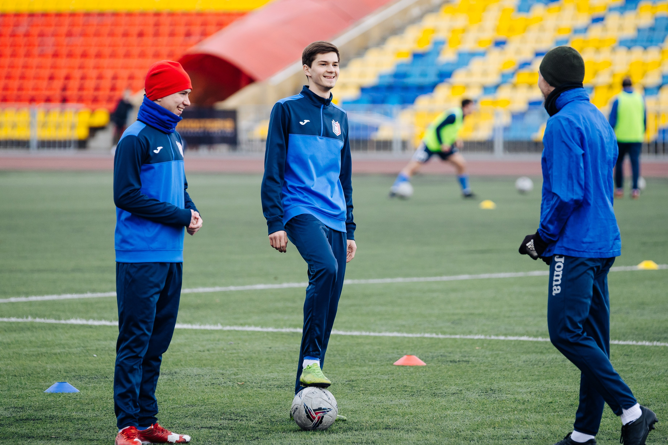 ФК Металлург — ФК Шахтер // 06.04.24. Денис Прохоров Фотограф в г. Магнитогорск