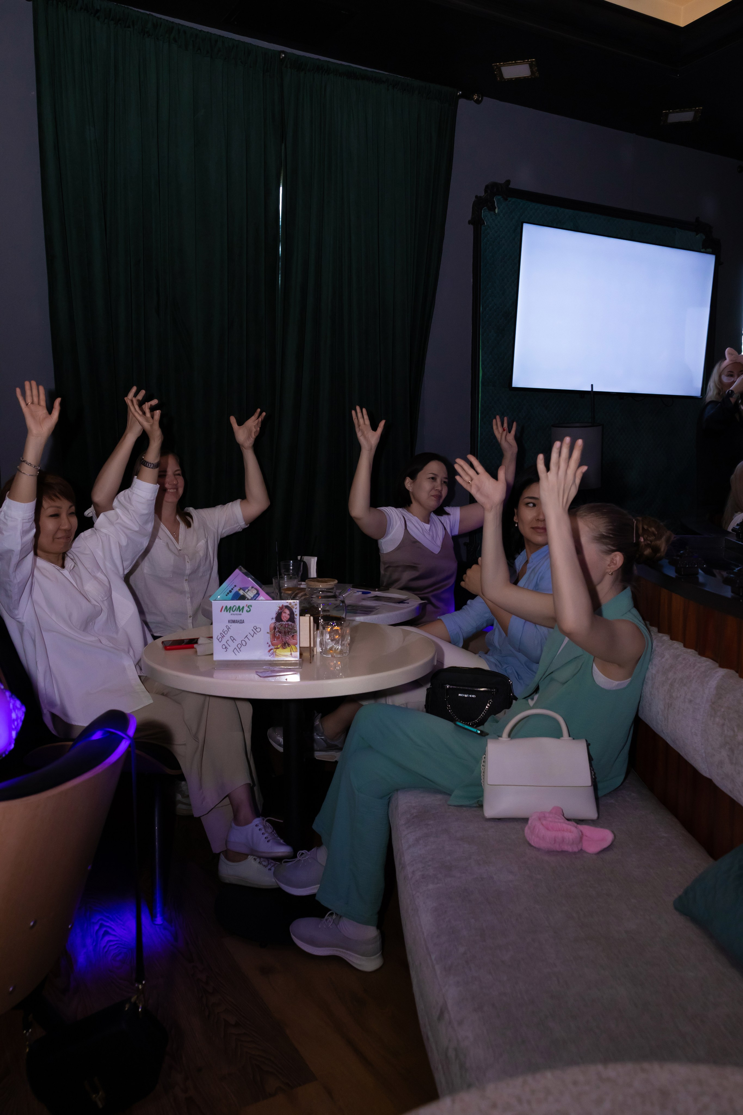 I`mom`s шоу-квиз «SPA». Сказочный фотограф для Вас и Вашей семьи