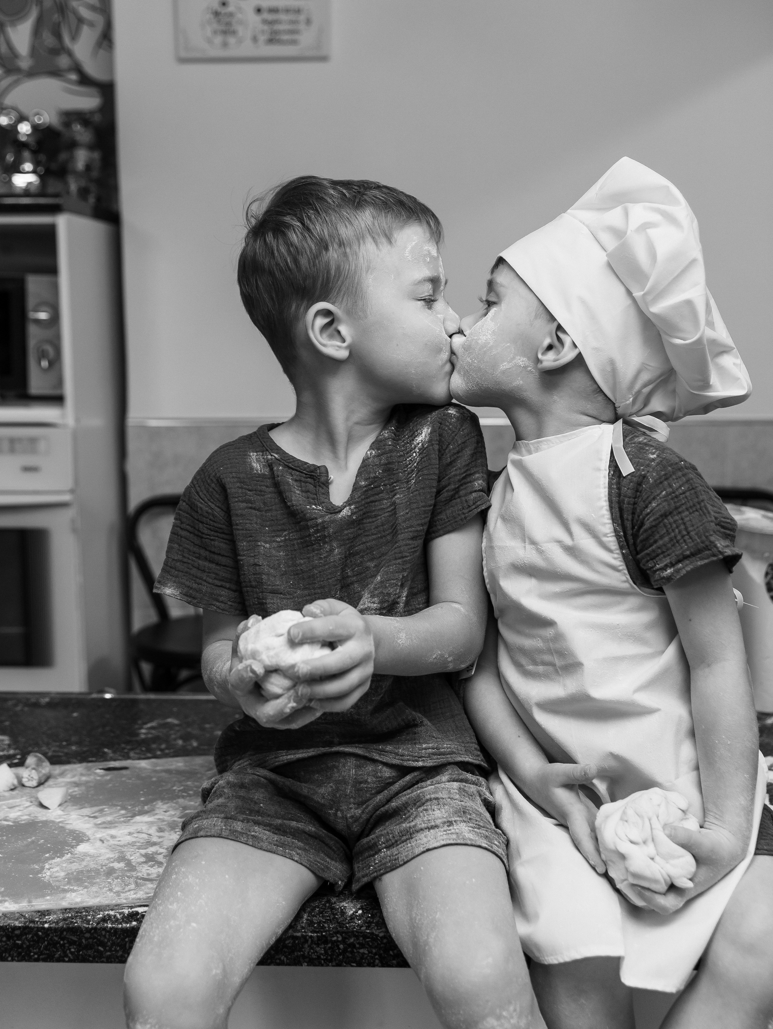 Бабушка и внуки пекут. Фотограф текстиля в Москве Ольга Иванова