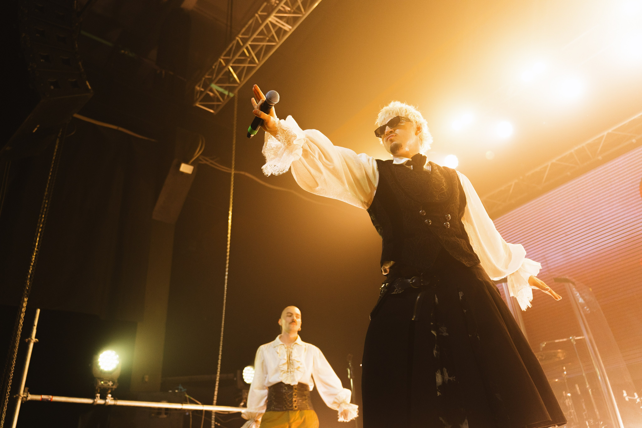 SQWOZ BAB. Концертный фотограф в Перми, Москве и Екатеринбурге Максим Шибаков