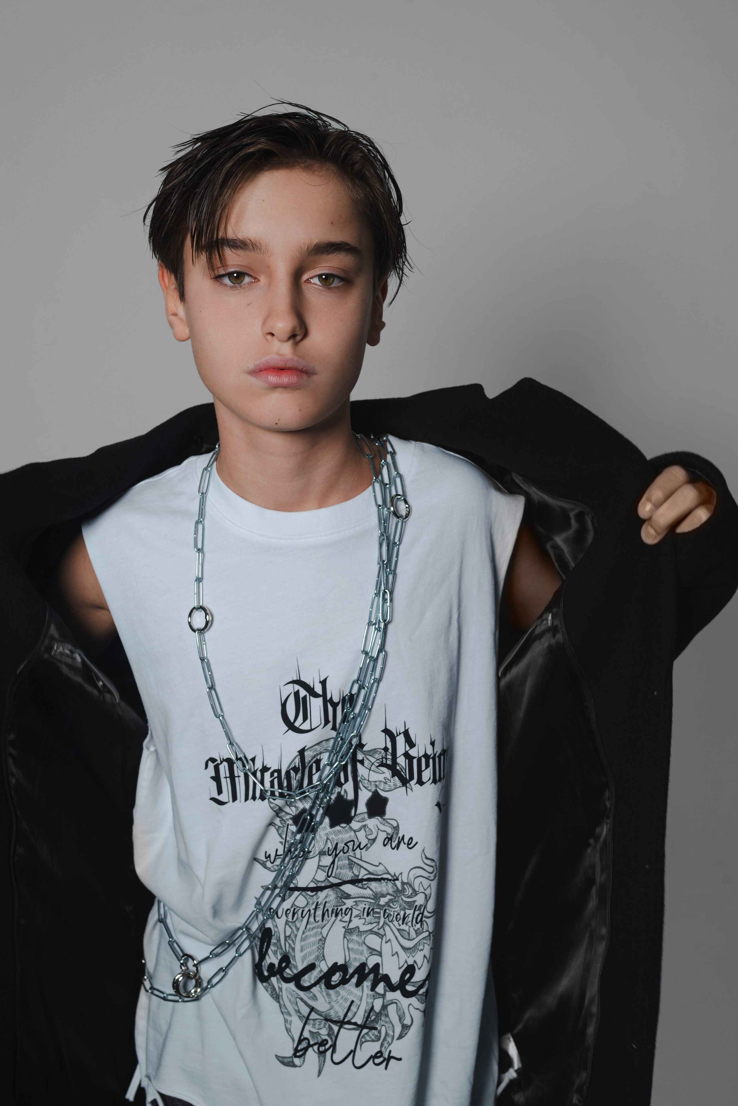 Модельное портфолио. Фотограф Москва Виктория Вишневская актерское / модельное портфолио