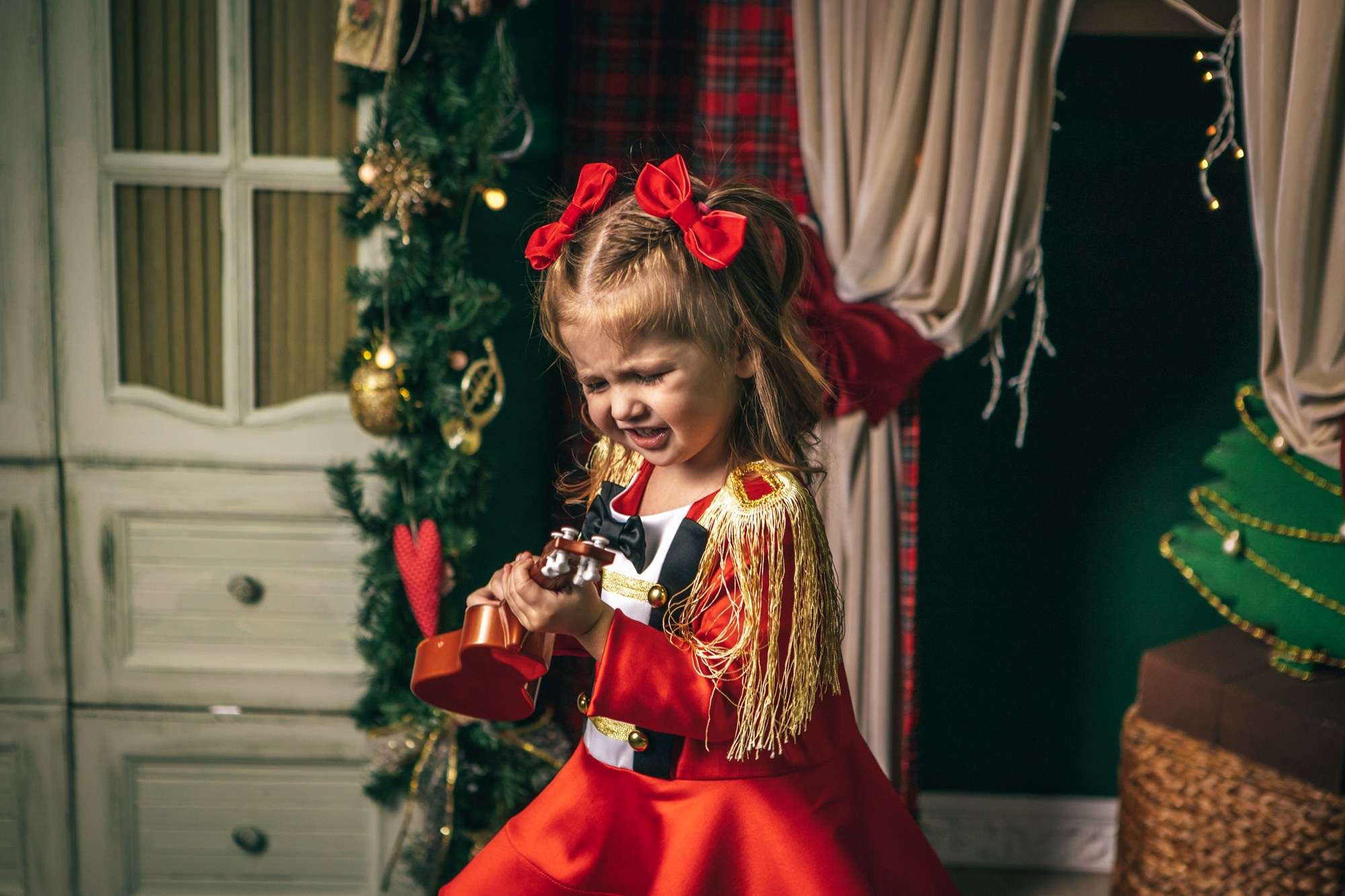 Детская семейная фотосессия в студии. Фотограф в Оренбурге. Профессиональный фотограф