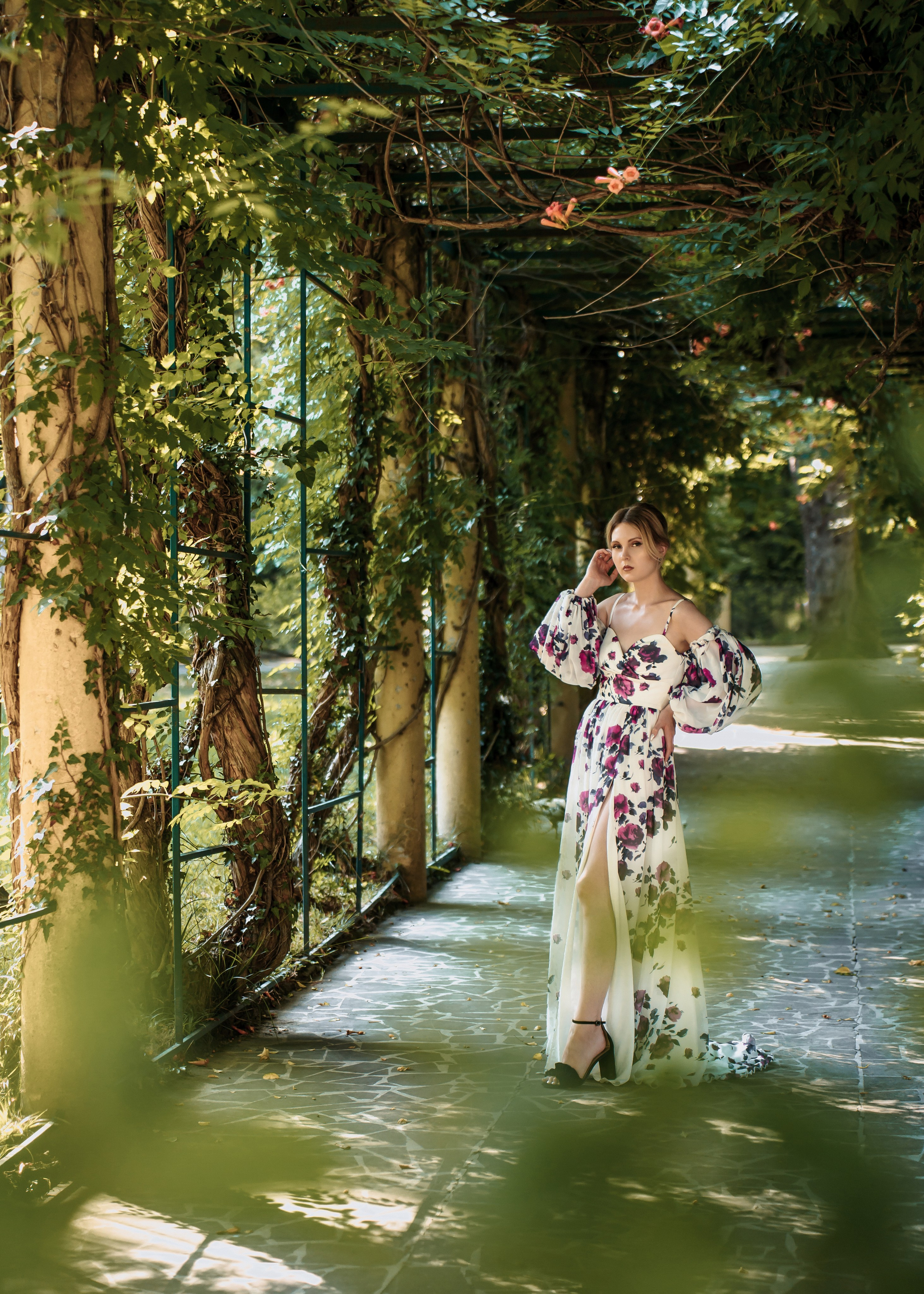 Место для фотосессии в Сочи, Адлере. Красивые свадебные фотосессии. Алина Бернд — свадебный и индивидуальный фотограф в Сочи и Адлере