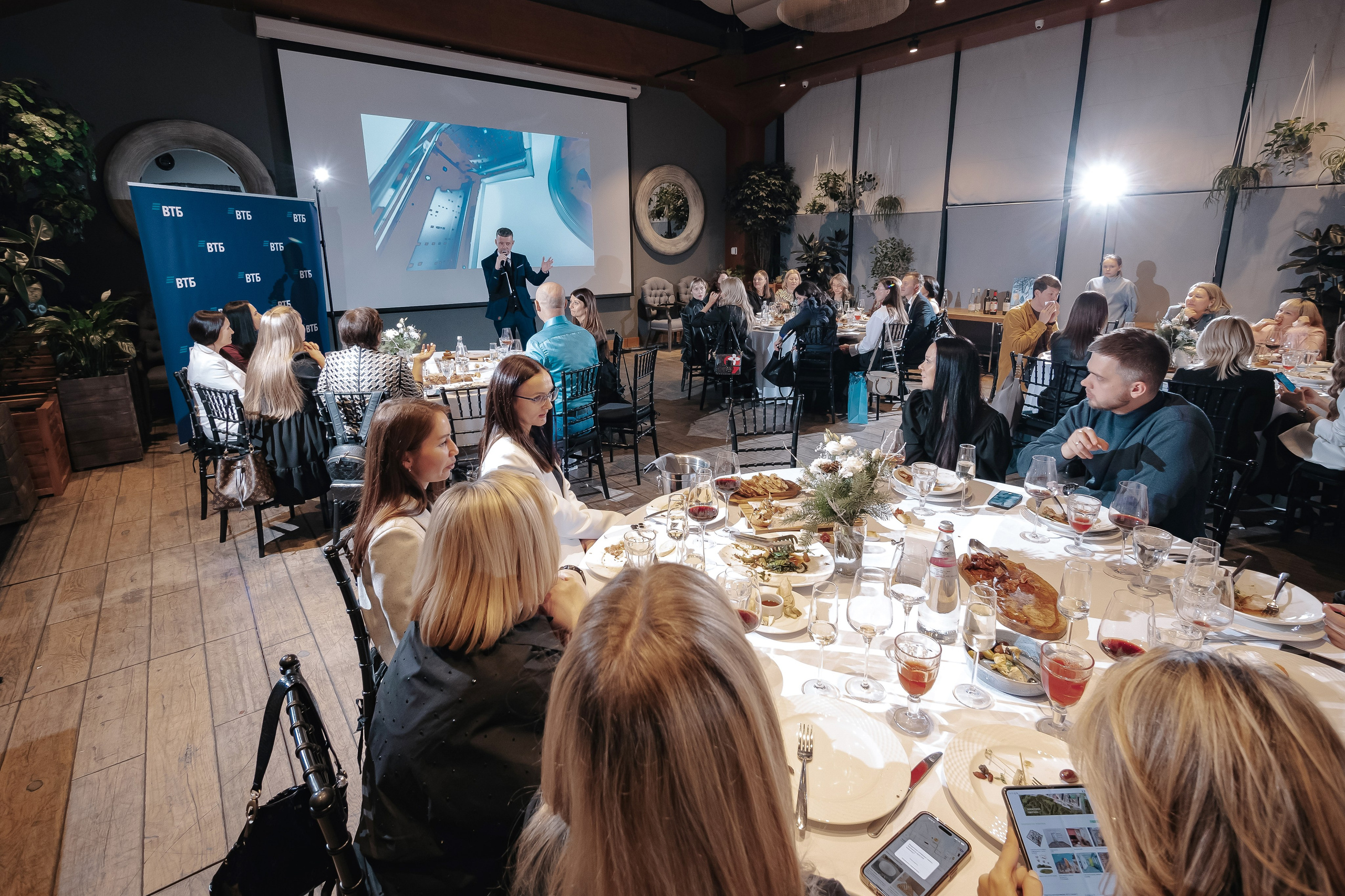 Новогодний корпоратив для партнеров ВТБ. Дмитрий Судаков, фотограф в Екатеринбурге и Москве