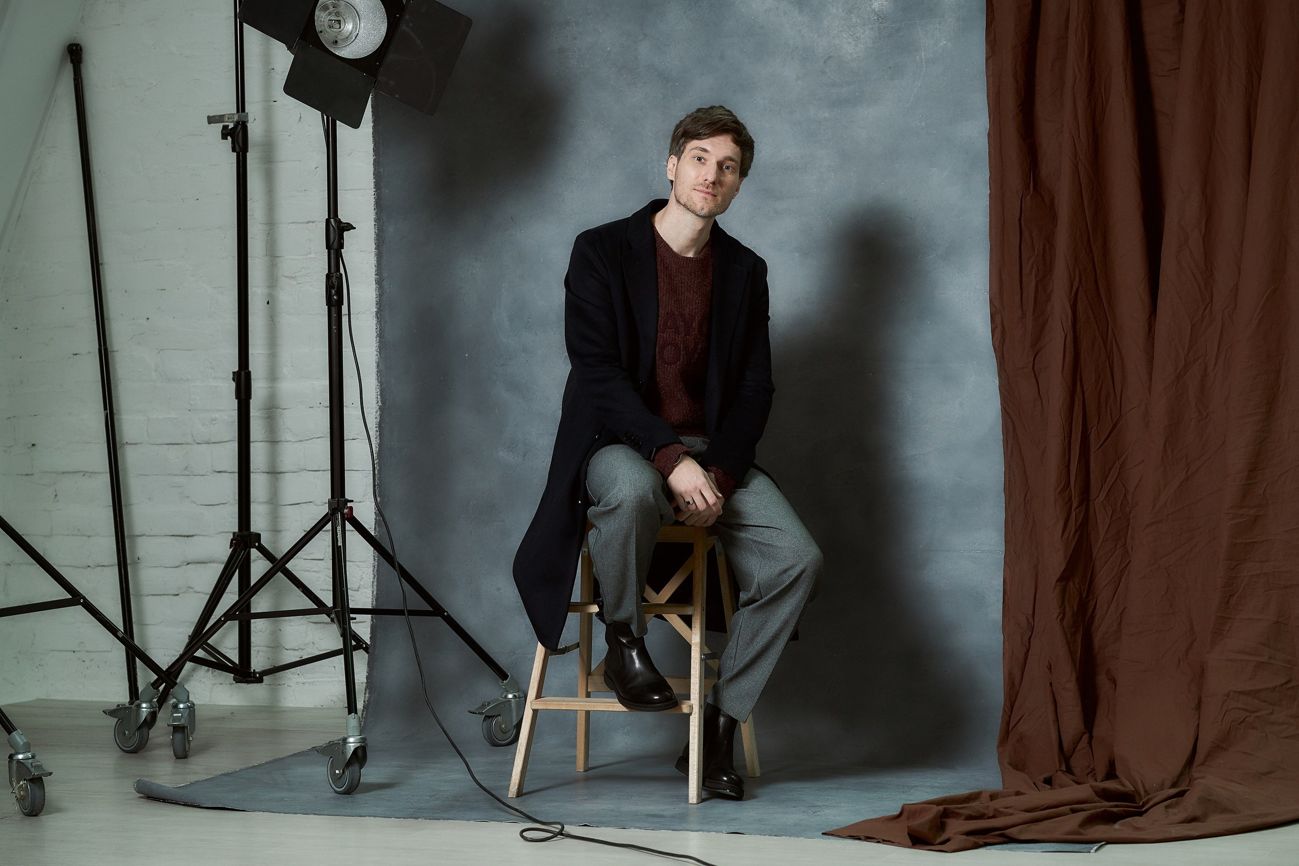 Мужской фотограф Курманаева Ирина Мужская фотосессия. Мужская съемка. прогулка по городу. Прогулка по Питеру. Мужские позы для фотосессий Мужской фотограф Фотосессия для парней