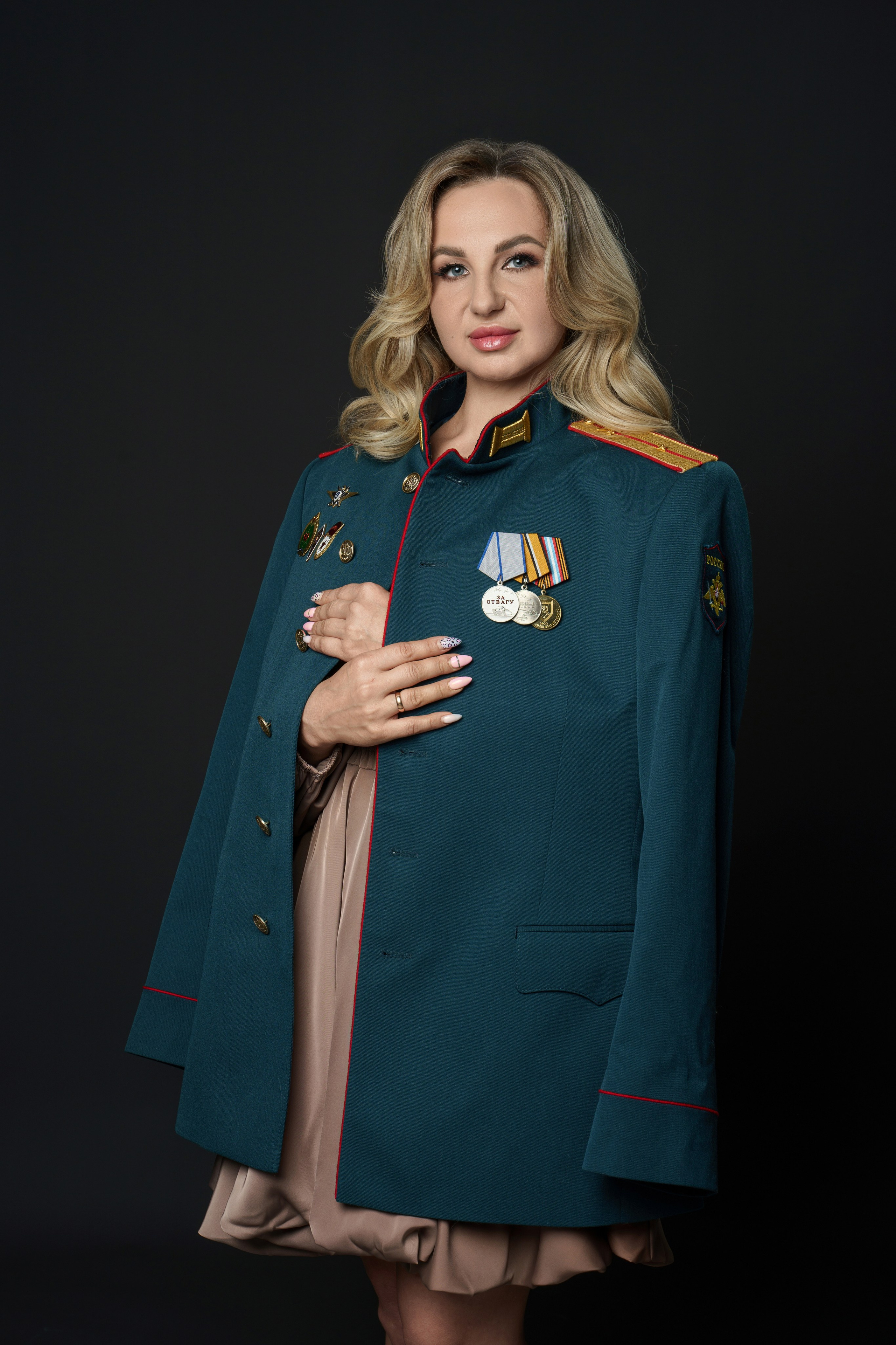 Благотворительный фотодень «ЖЕНА ГЕРОЯ». Школьная фотостудия «Like Moment» в Строгино