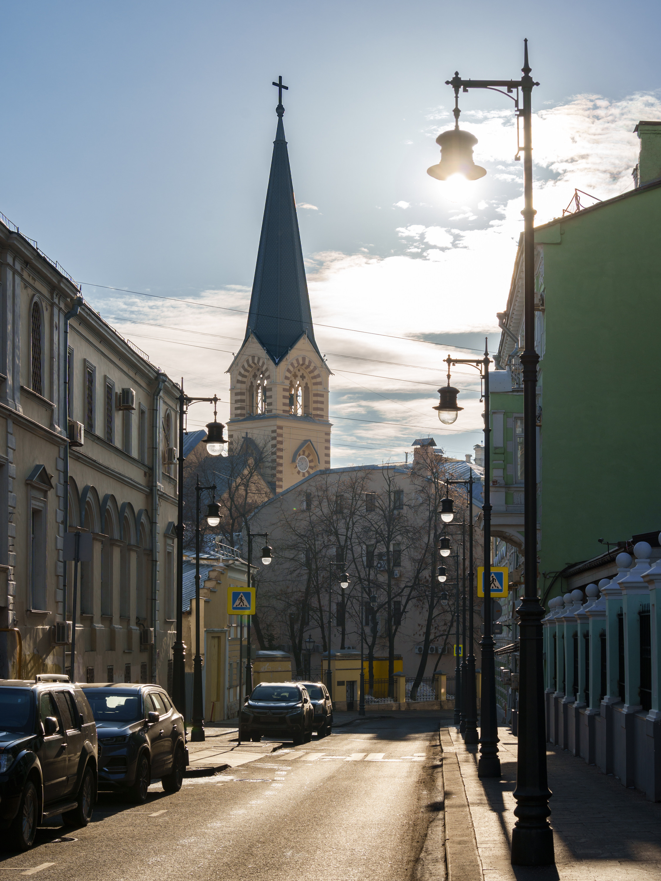 Стрит-съемка в Москве. Интерьерный и архитектурный фотограф в Москве Панова Ольга