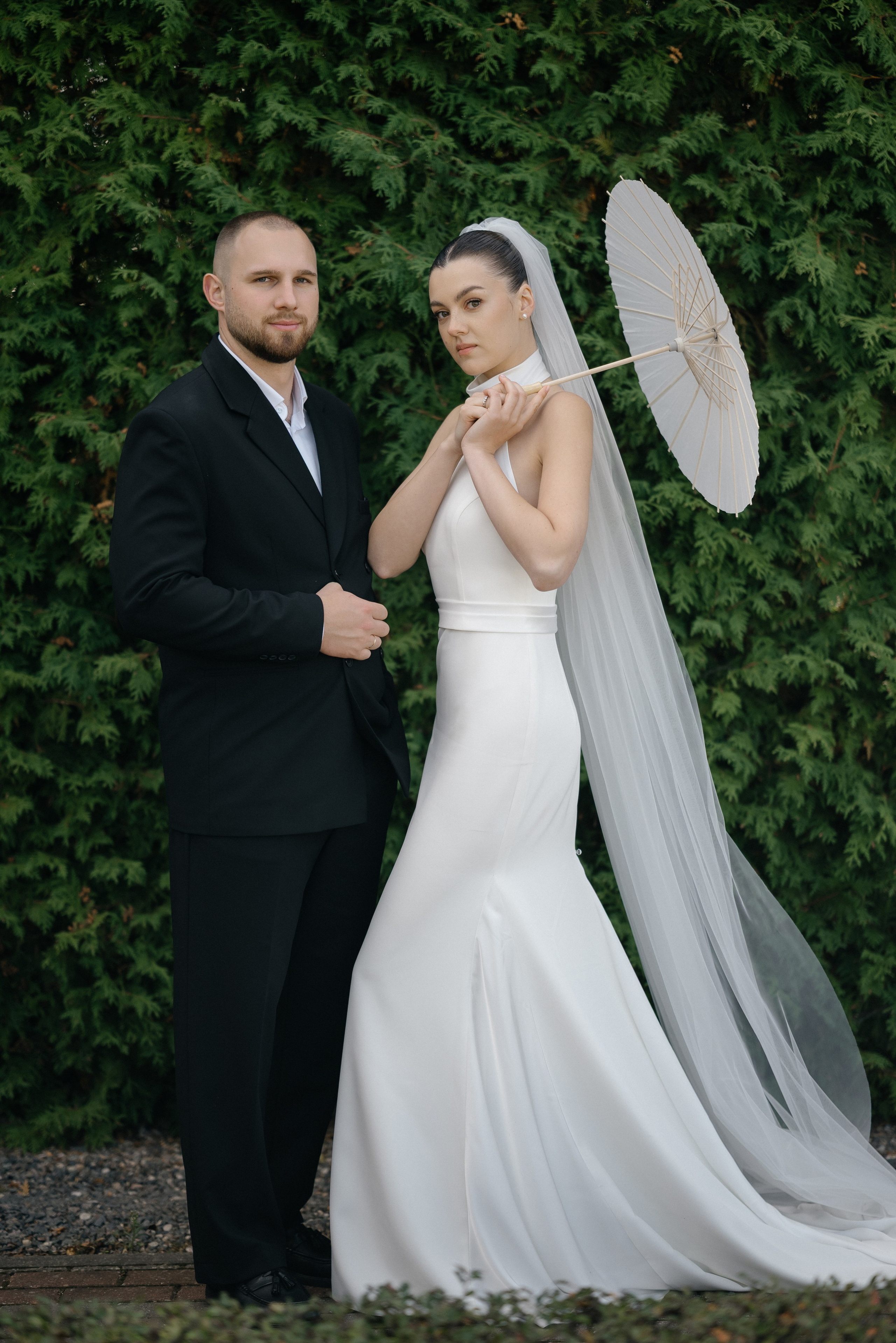 Wedding day in VERSAL PARK. Wedding PHOTOGRAPHER Andrew Vnukov