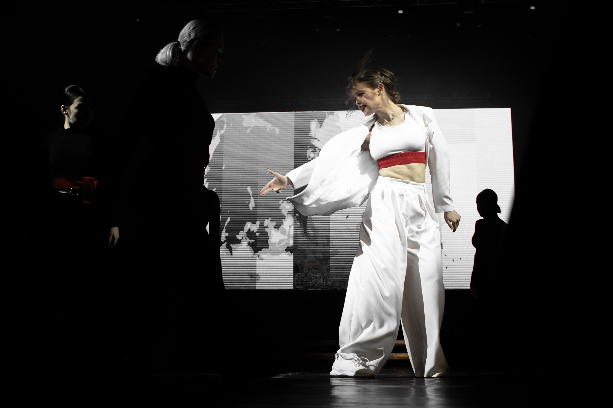 Конкурс красоты Мисс КубГУ 2021. Репортажный, промышленный и маркетплейс-фотограф Дмитрий Чернат