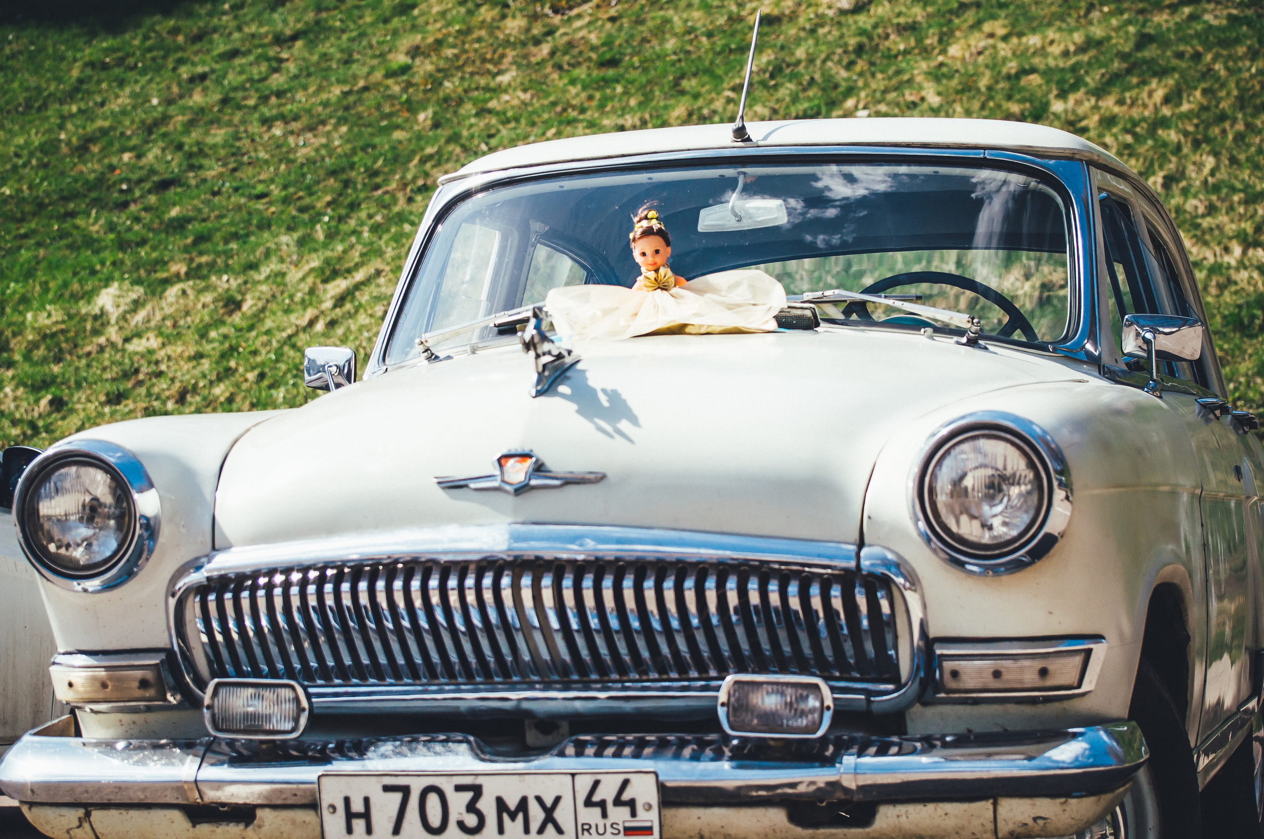 Золотая свадьба. Прокат Аренда ретро автомобилей Волга ГАЗ 21  Кострома