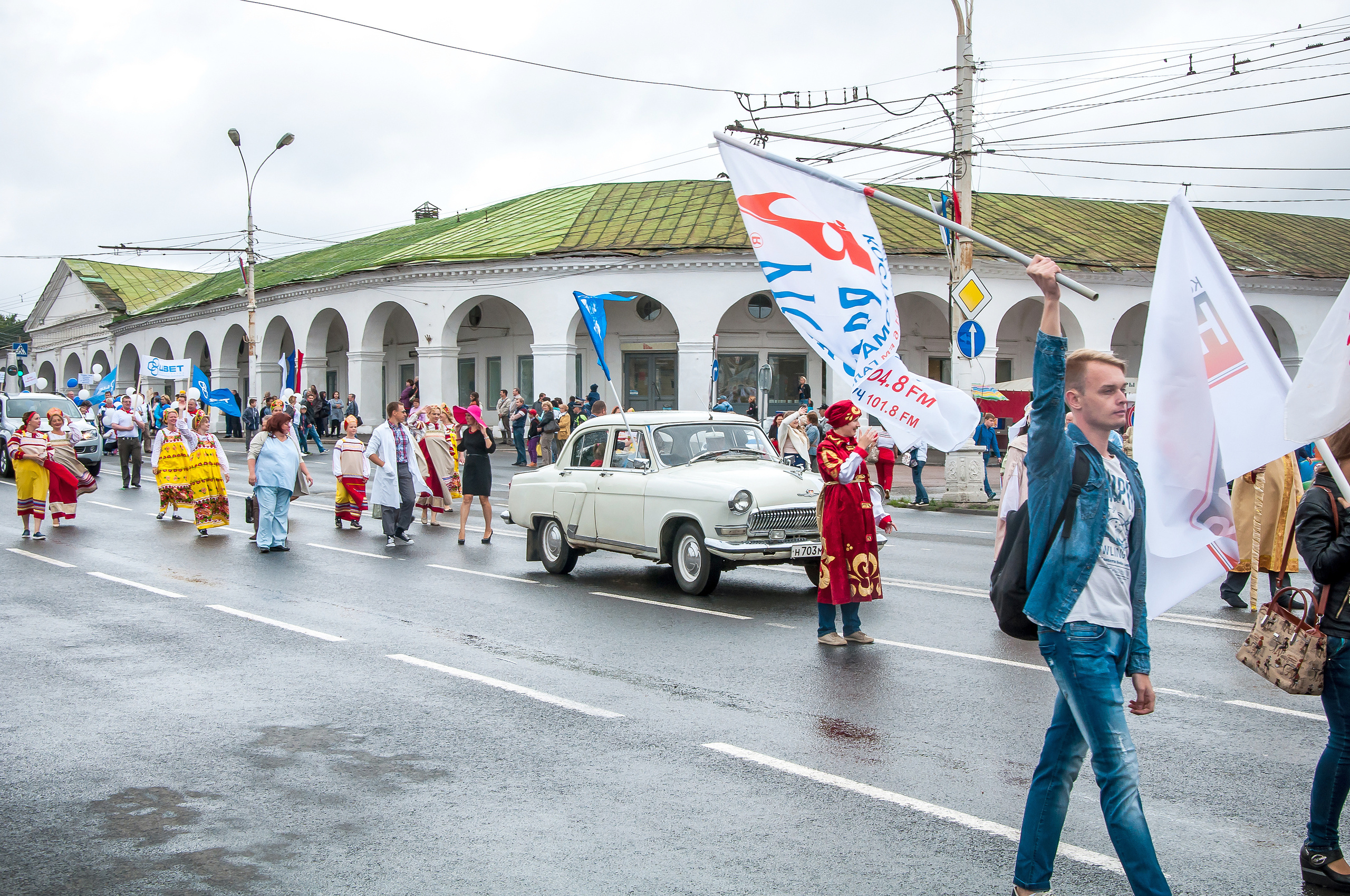 Кострома День города. Прокат Аренда ретро автомобилей Волга ГАЗ 21  Кострома