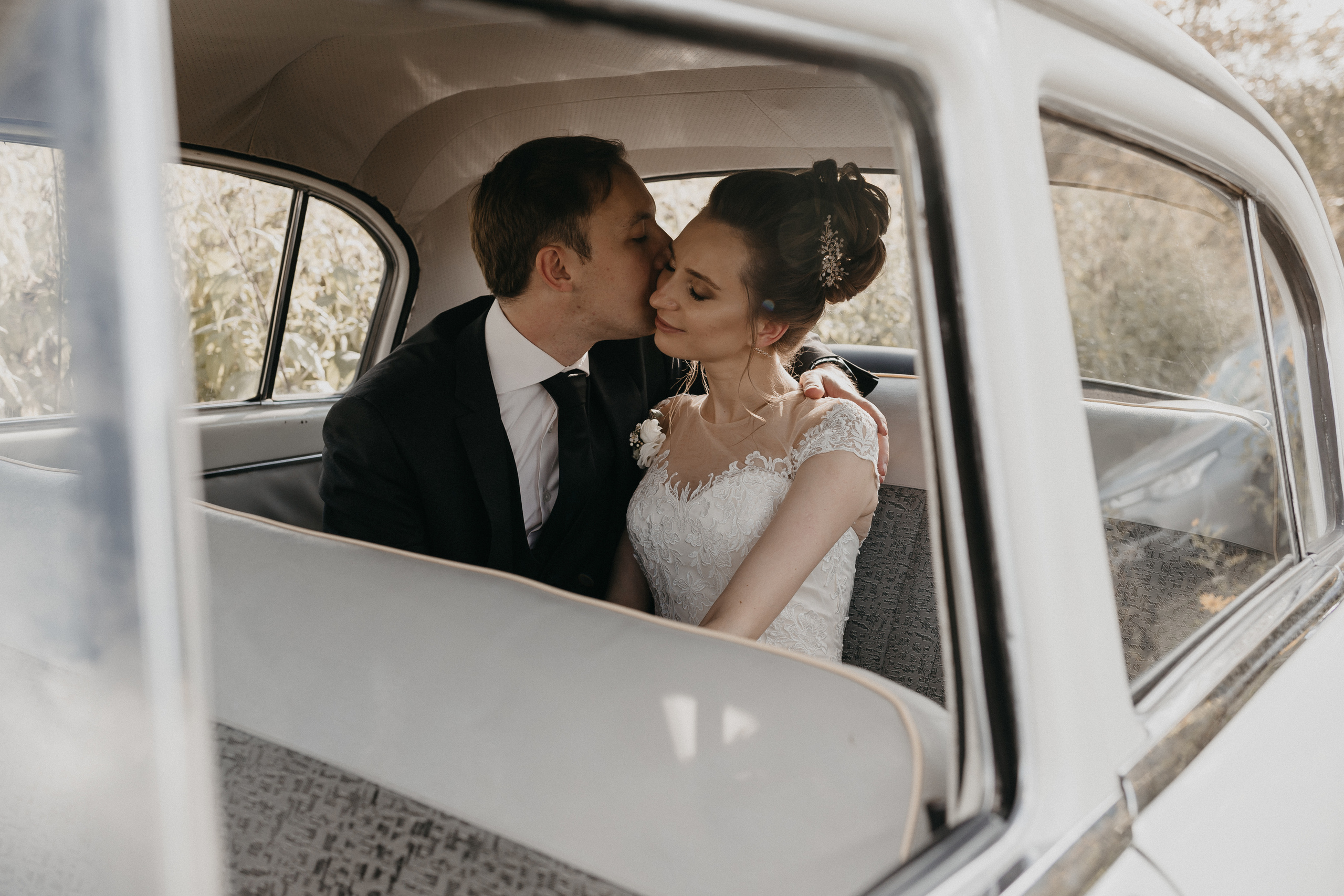 Оксана и Алексей. Прокат Аренда ретро автомобилей Волга ГАЗ 21  Кострома