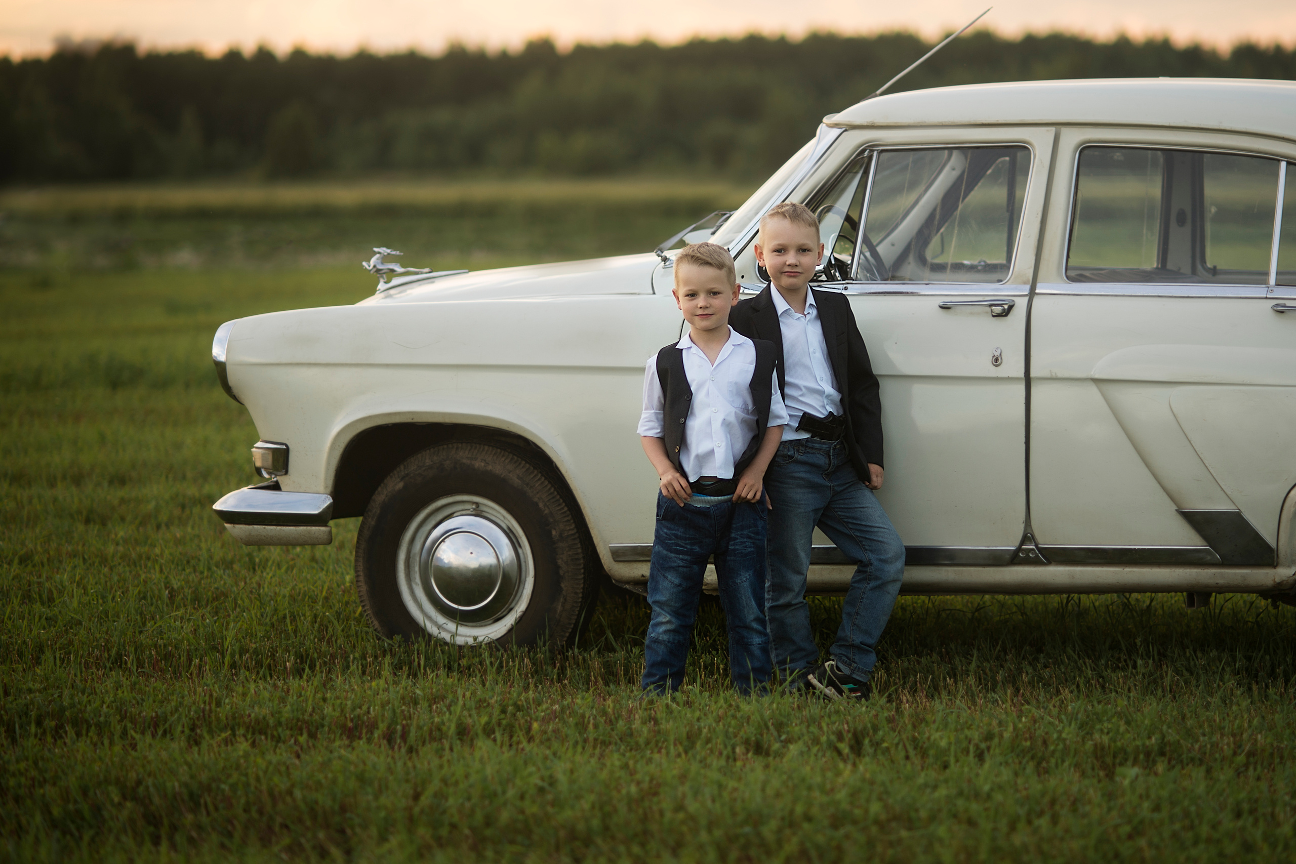 Семейные ценности. Прокат Аренда ретро автомобилей Волга ГАЗ 21  Кострома