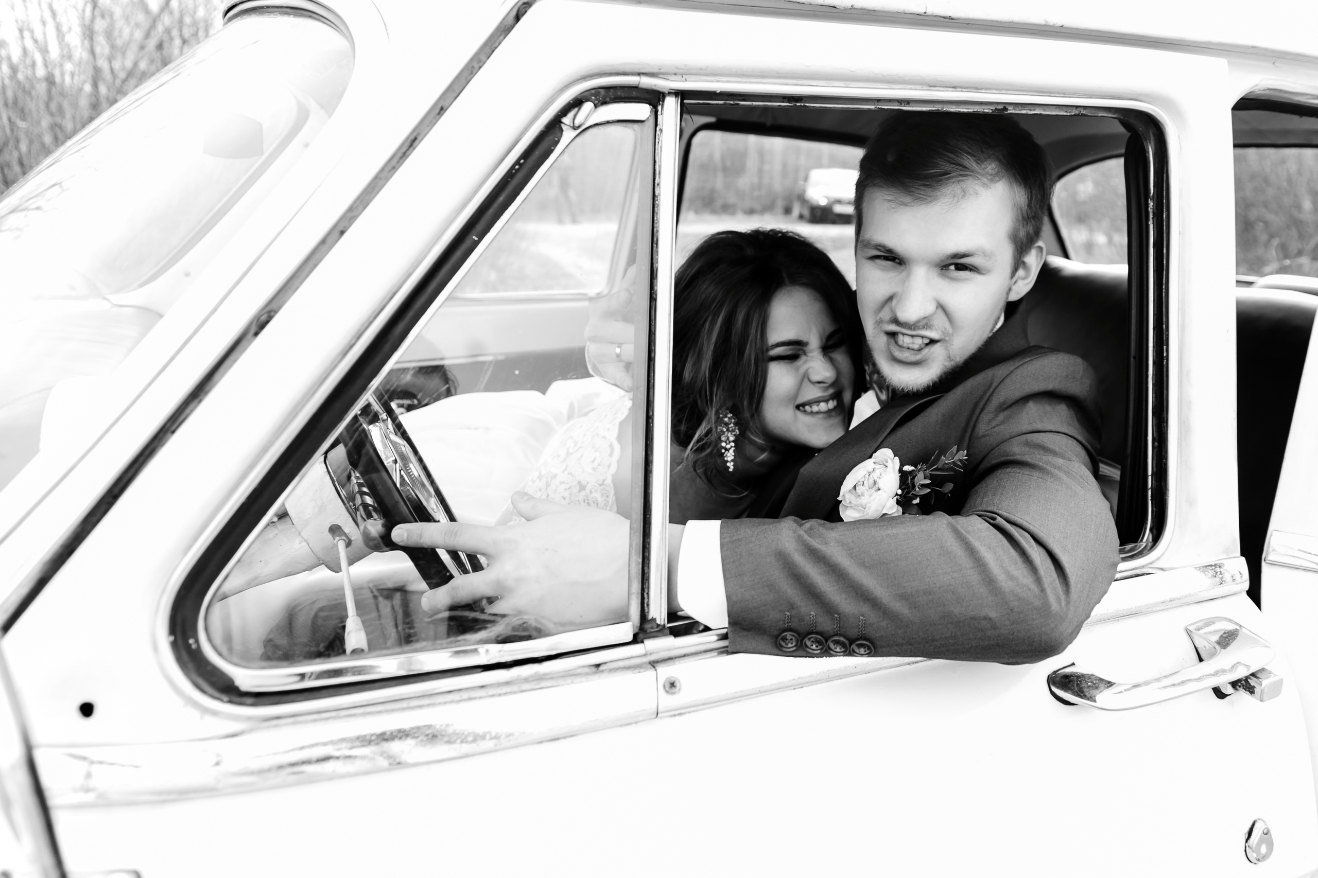 Яна и Алексей. Прокат Аренда ретро автомобилей Волга ГАЗ 21  Кострома