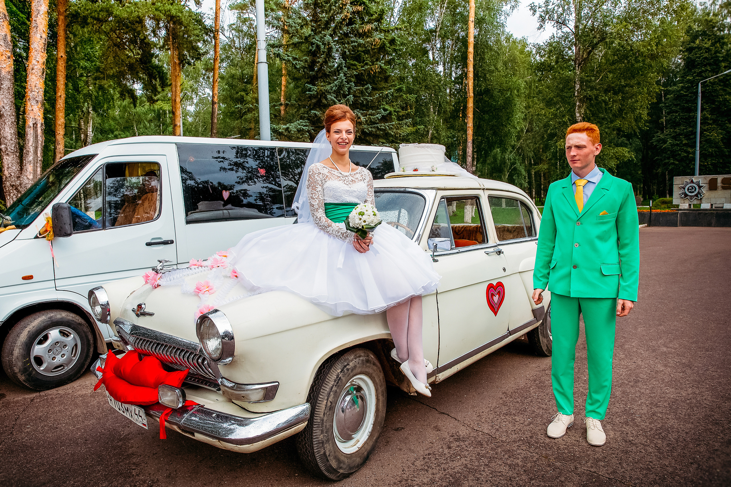 Стиляги Даша и Даниил. Прокат Аренда ретро автомобилей Волга ГАЗ 21  Кострома