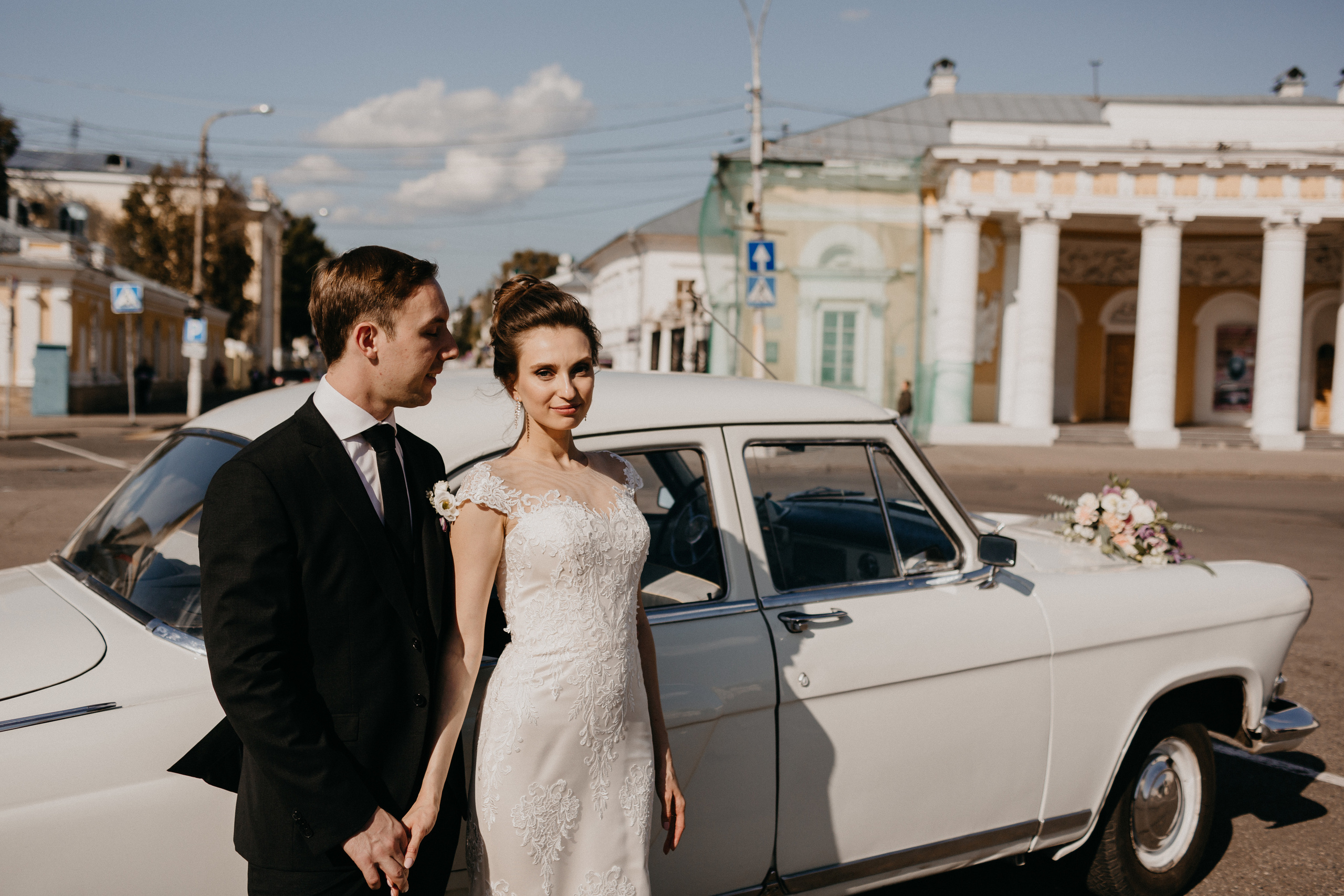 Оксана и Алексей. Прокат Аренда ретро автомобилей Волга ГАЗ 21  Кострома