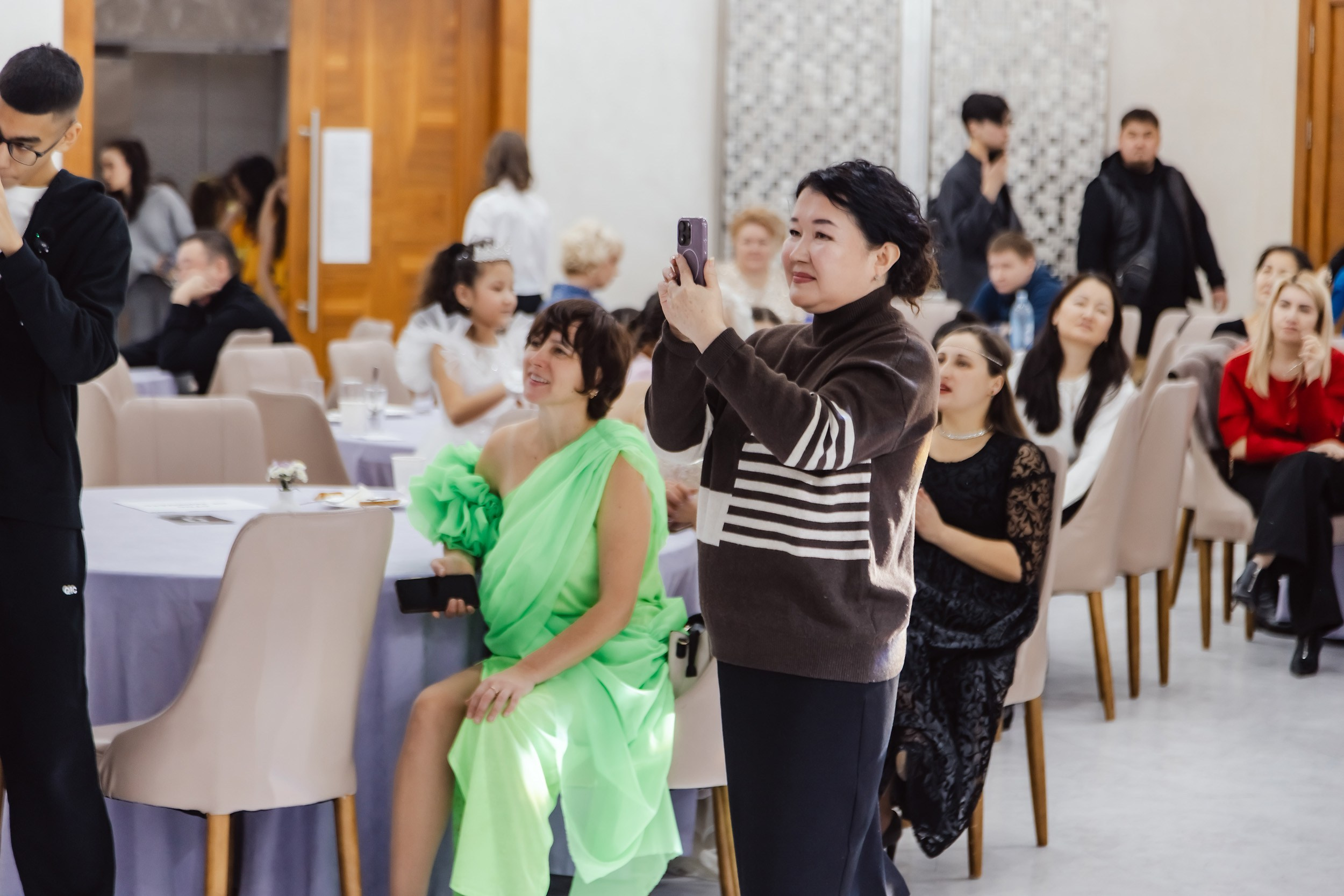 Большой Отчетный Бал Музыкального Дома Голос. Кипятком Павлодар