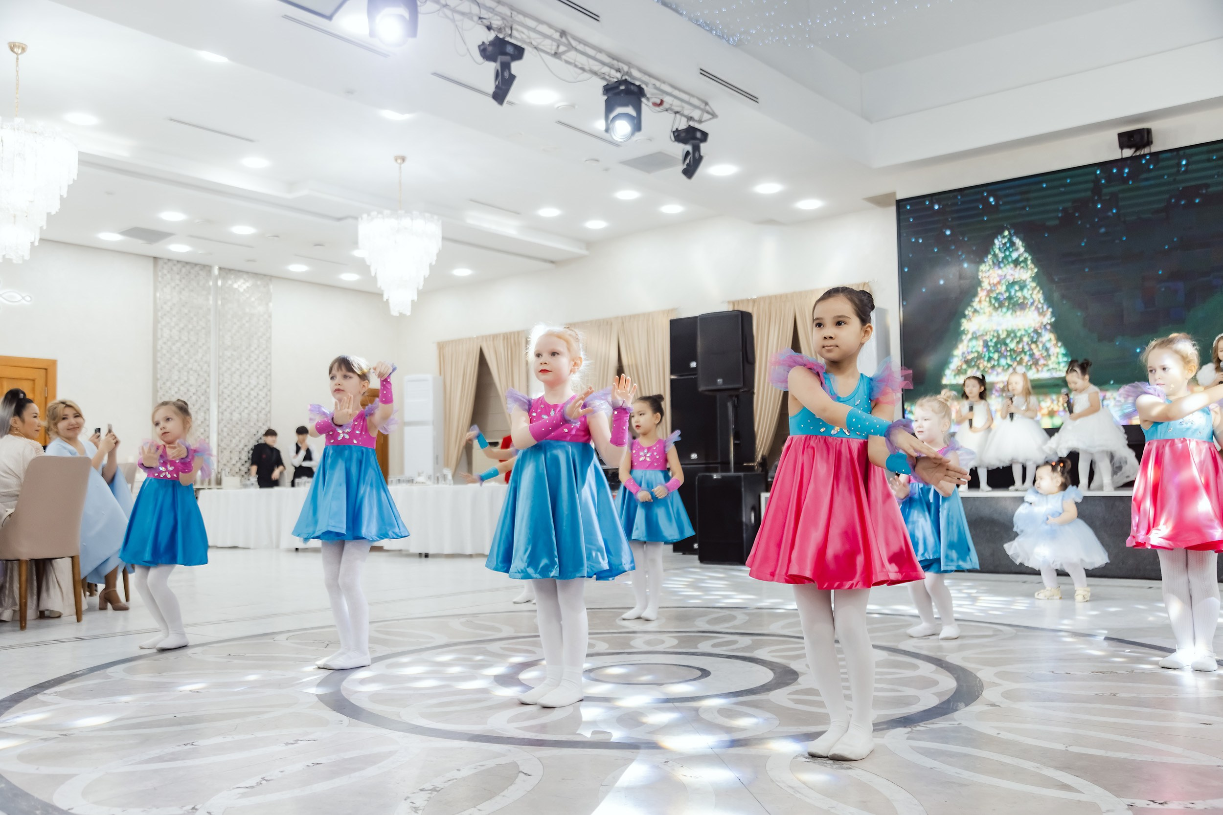 Большой Отчетный Бал Музыкального Дома Голос. Кипятком Павлодар