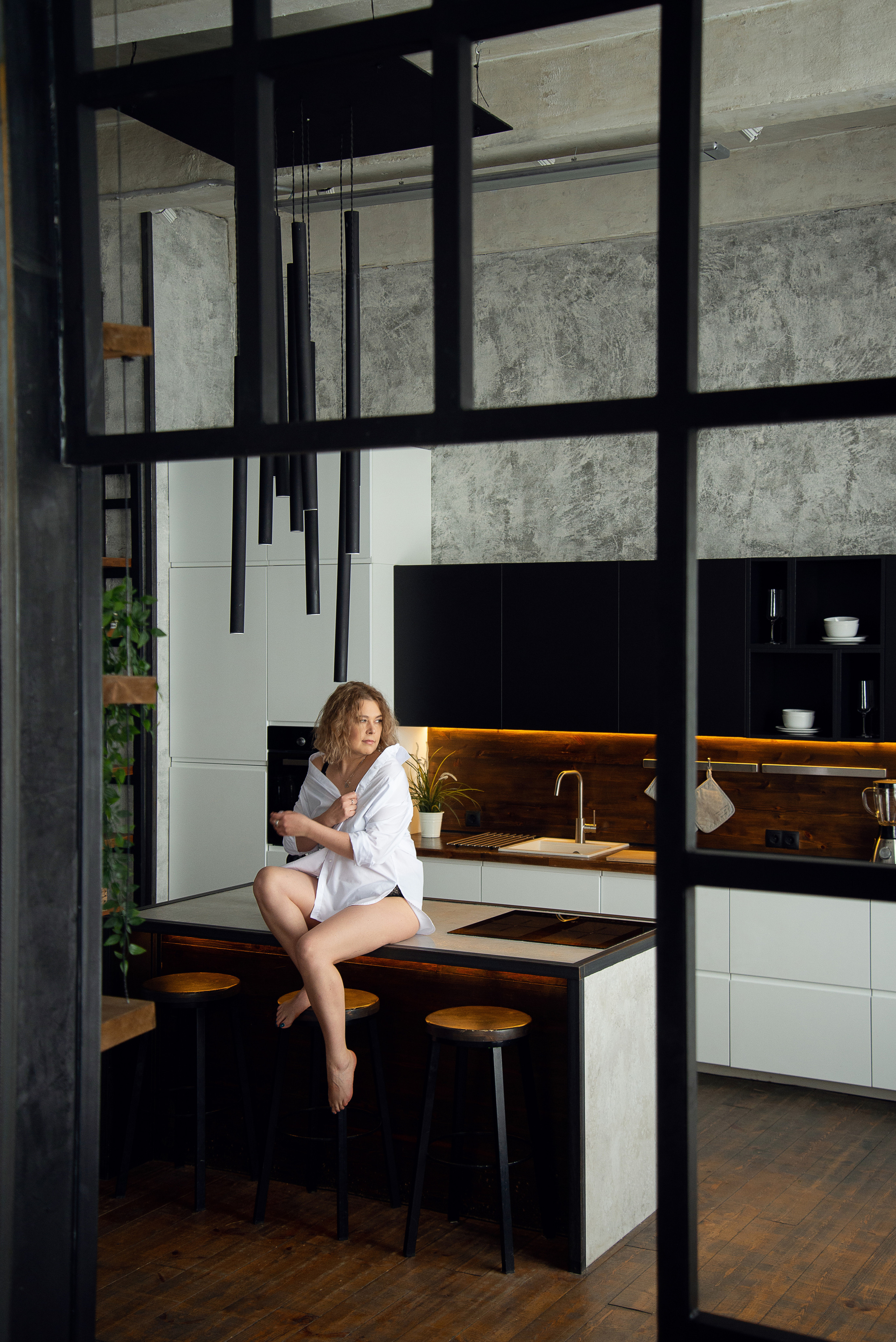 Девушка в белой рубашке, фотосессия в белье студийная. СПБ. Женский фотограф Санкт-Петербург Александра Колий