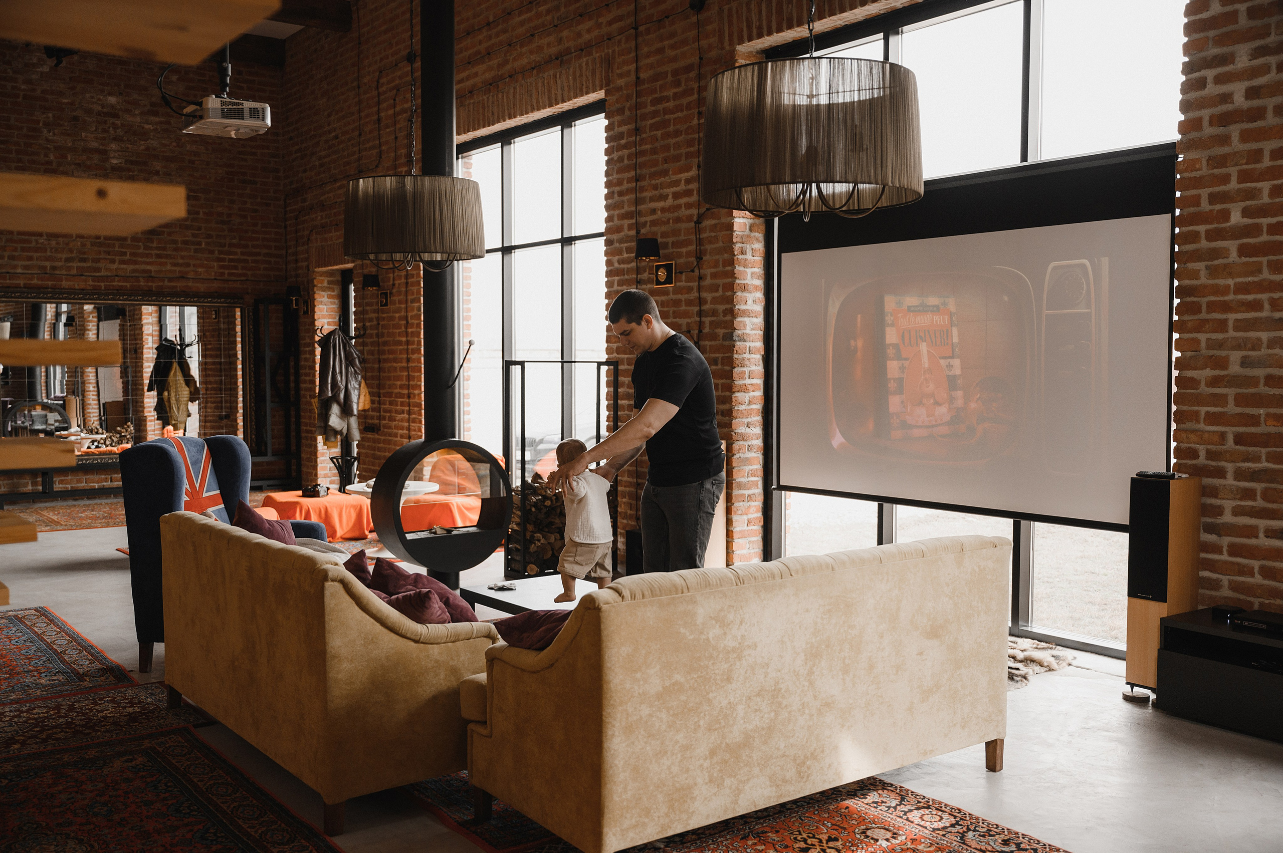 Илья, Вика и Дёма. Свадебный фотограф и видеограф