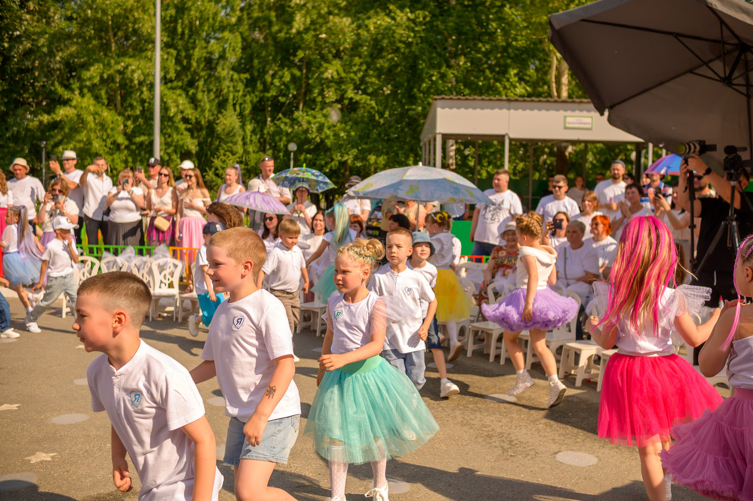 Репортаж выпускного группа «Фантазёры» 3 садик. Фотограф новорожденных, семейный детский в Тюмени Татьяна Морозова
