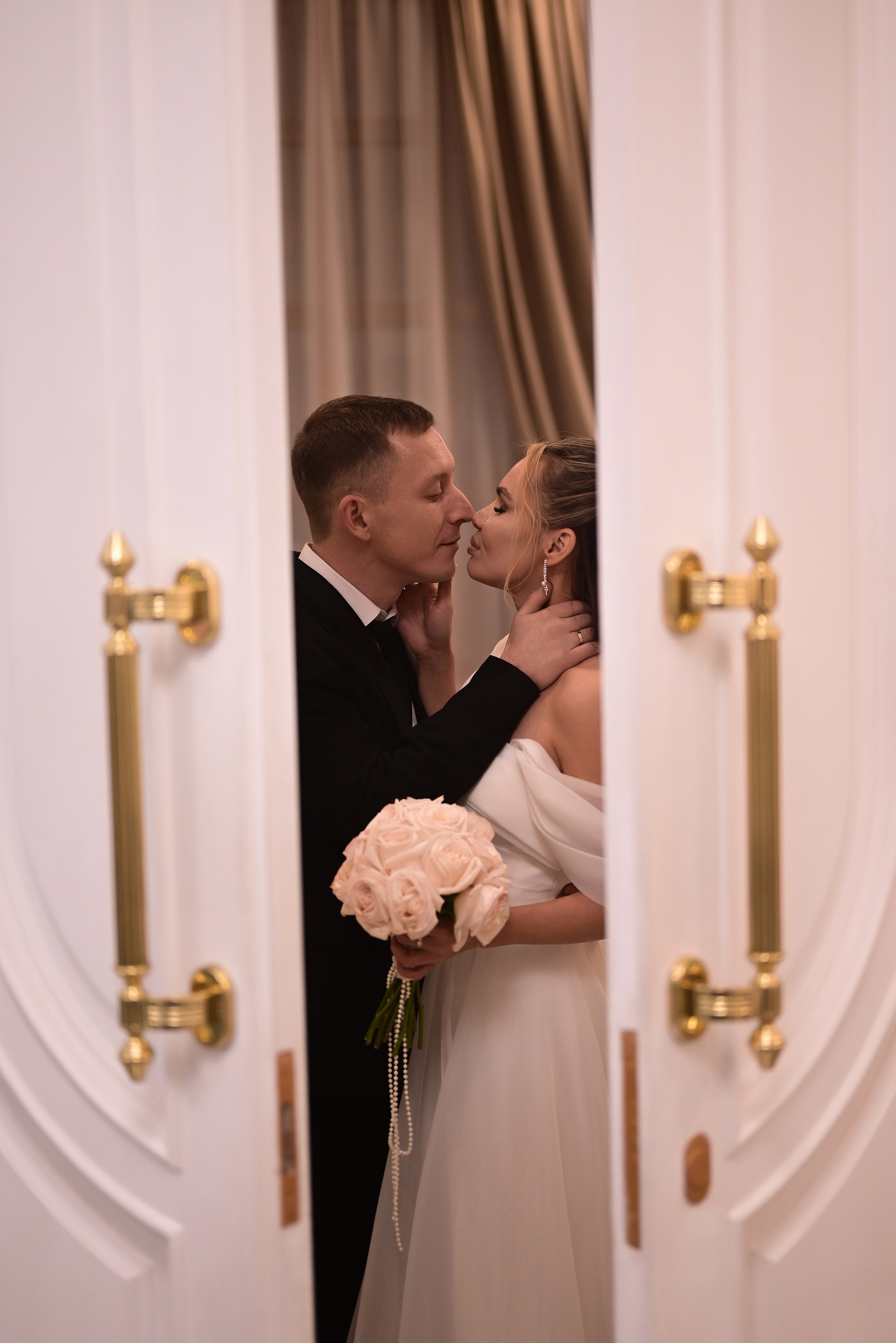 Свадебная съемка, фотограф на свадьбу в Москве, свадебная фотосессия Москва. Главная