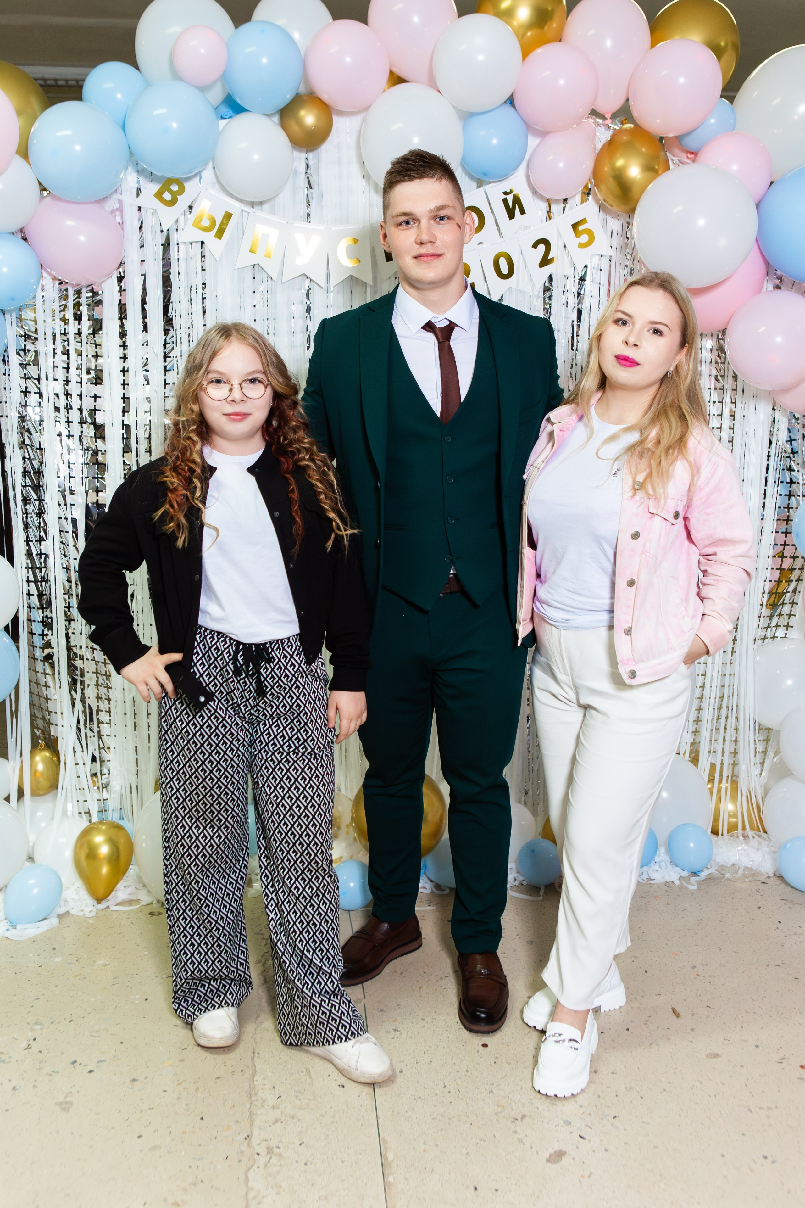 ФОТОСЕССИЯ С РОДИТЕЛЯМИ ВЫПУСКНОЙ 2025 9 ШКОЛА МЦЕНСК. ТВОЙ АЛЬБОМ / ТВОИ ПРАВИЛА