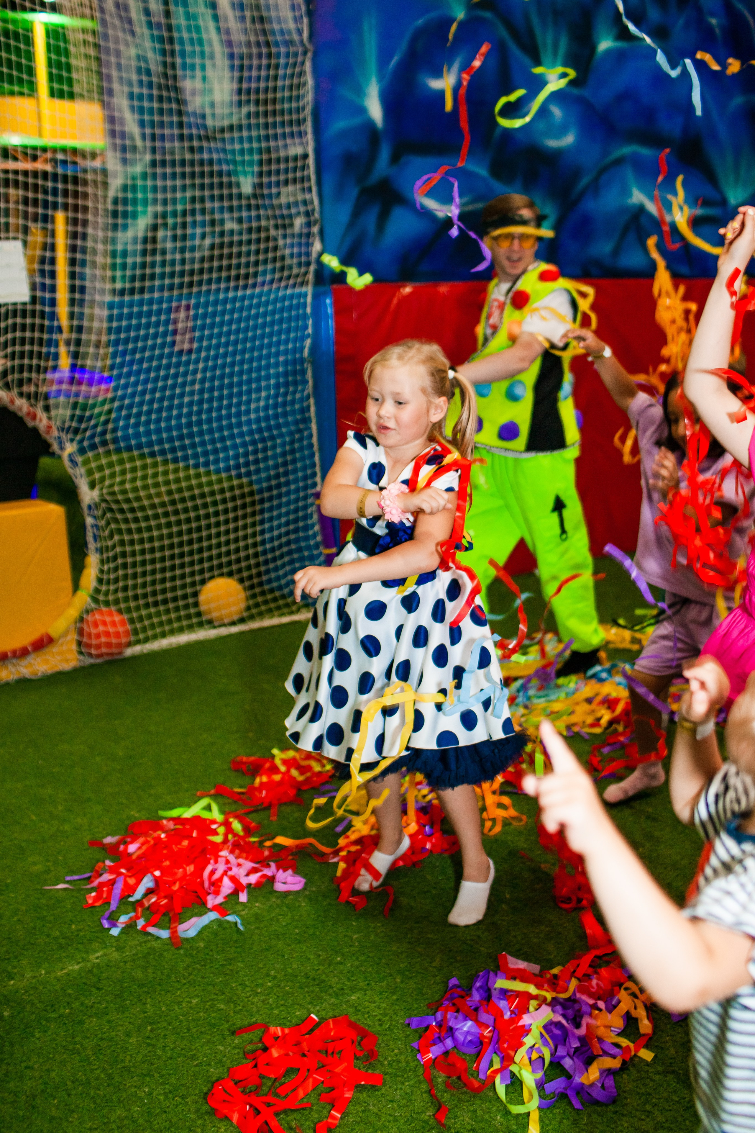 День рождения Даши Ленточная дискотека. Детский и семейный фотограф в Санкт-Петербурге Елизавета Сорокина