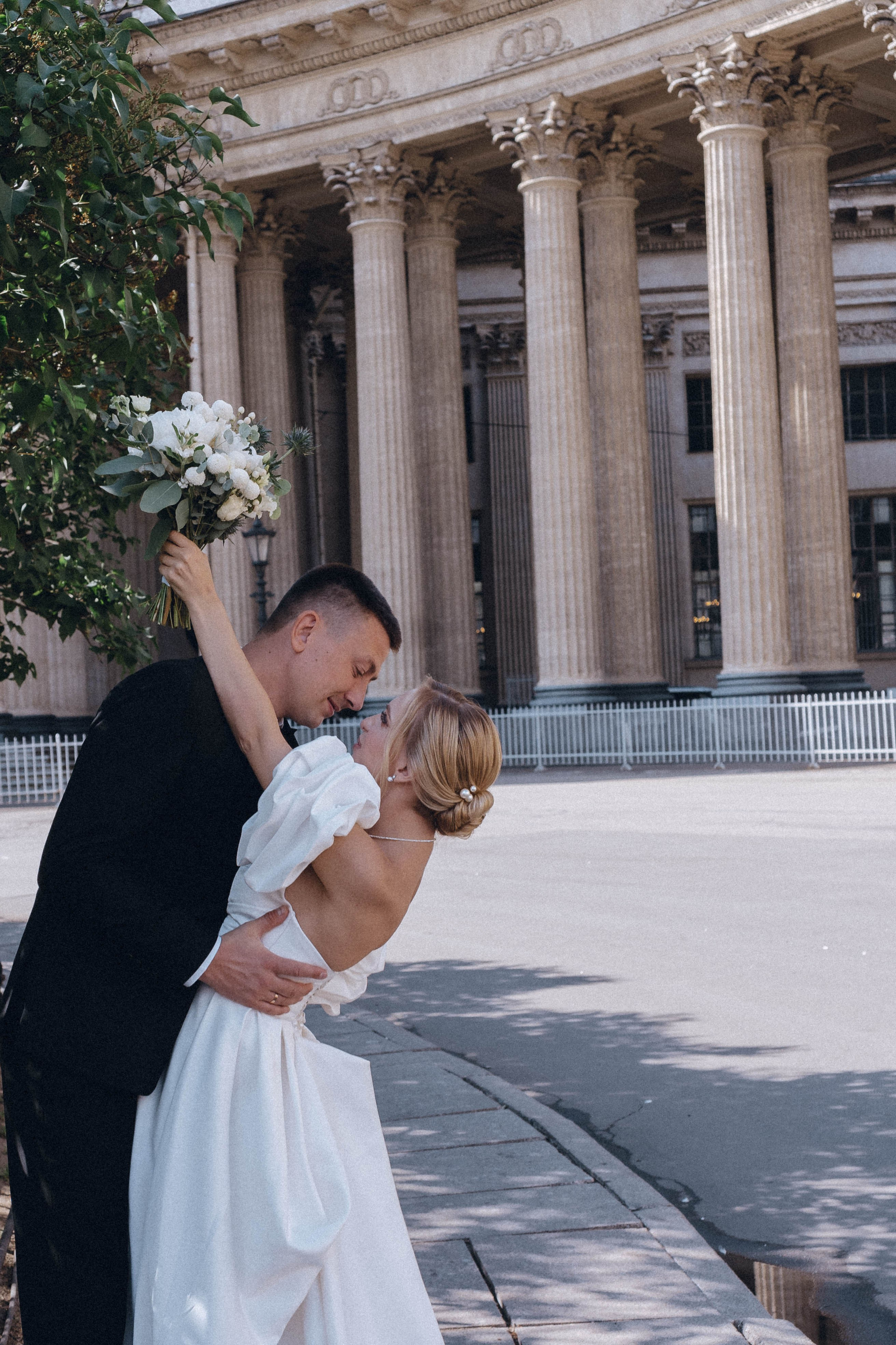 СВАДЕНБНАЯ СЬЕМКА НА КАТЕРЕ ПО КАНАЛАМ САНКТ-ПЕТЕРБУРГА И В АКВАТОРИИ НЕВЫ. Профессиональный фотограф, Санкт-Петербург — Виктория Богомолова