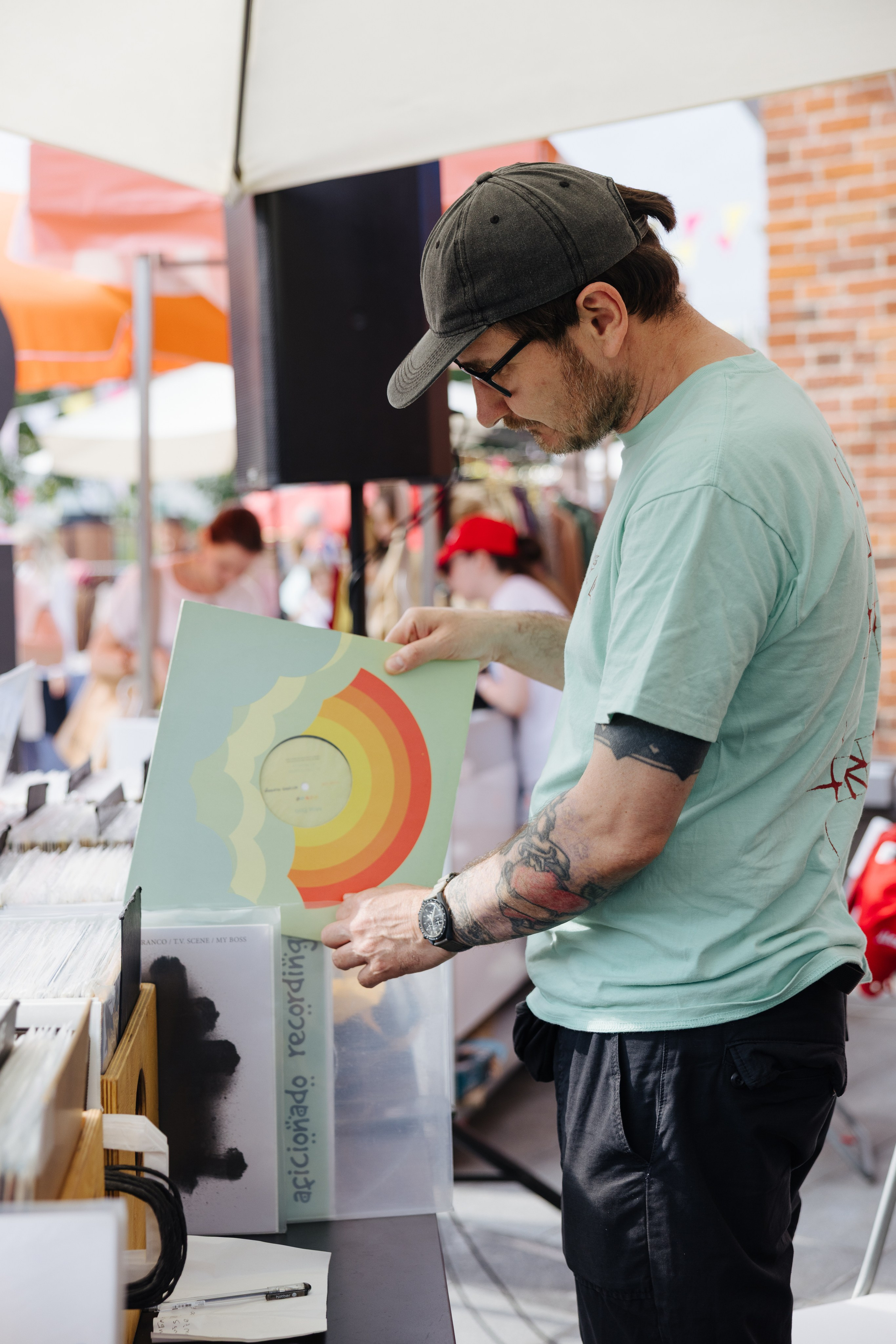 7–8 июня 2025 в пространстве «Три вокзала. Депо» / День 1 / фото Валерий Белобеев. Фотоотчеты «Ламбада-маркета»