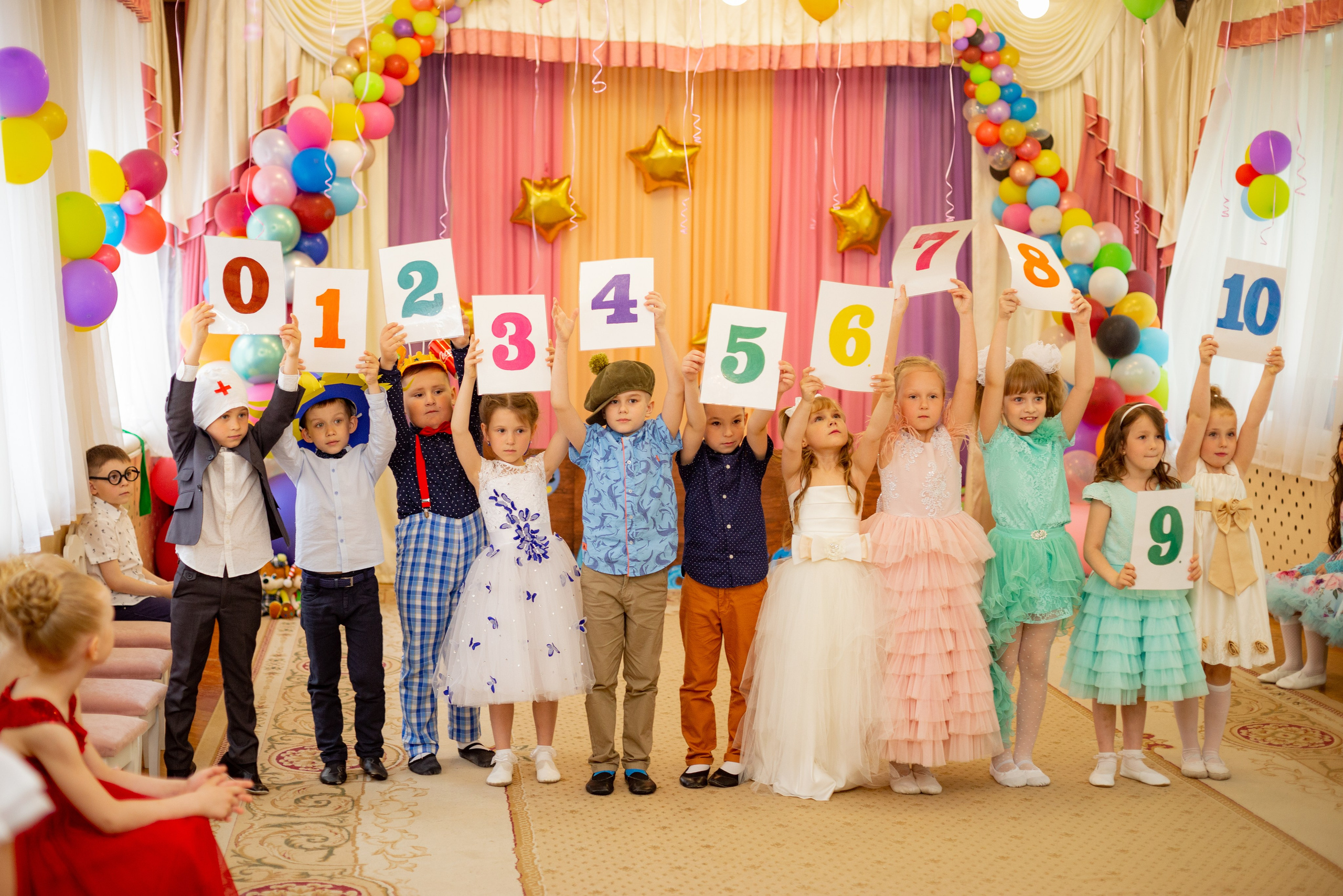Съёмки праздников и выпускных в детских садиках и школах. Семейный и детский фотограф Эльвира Билибина
