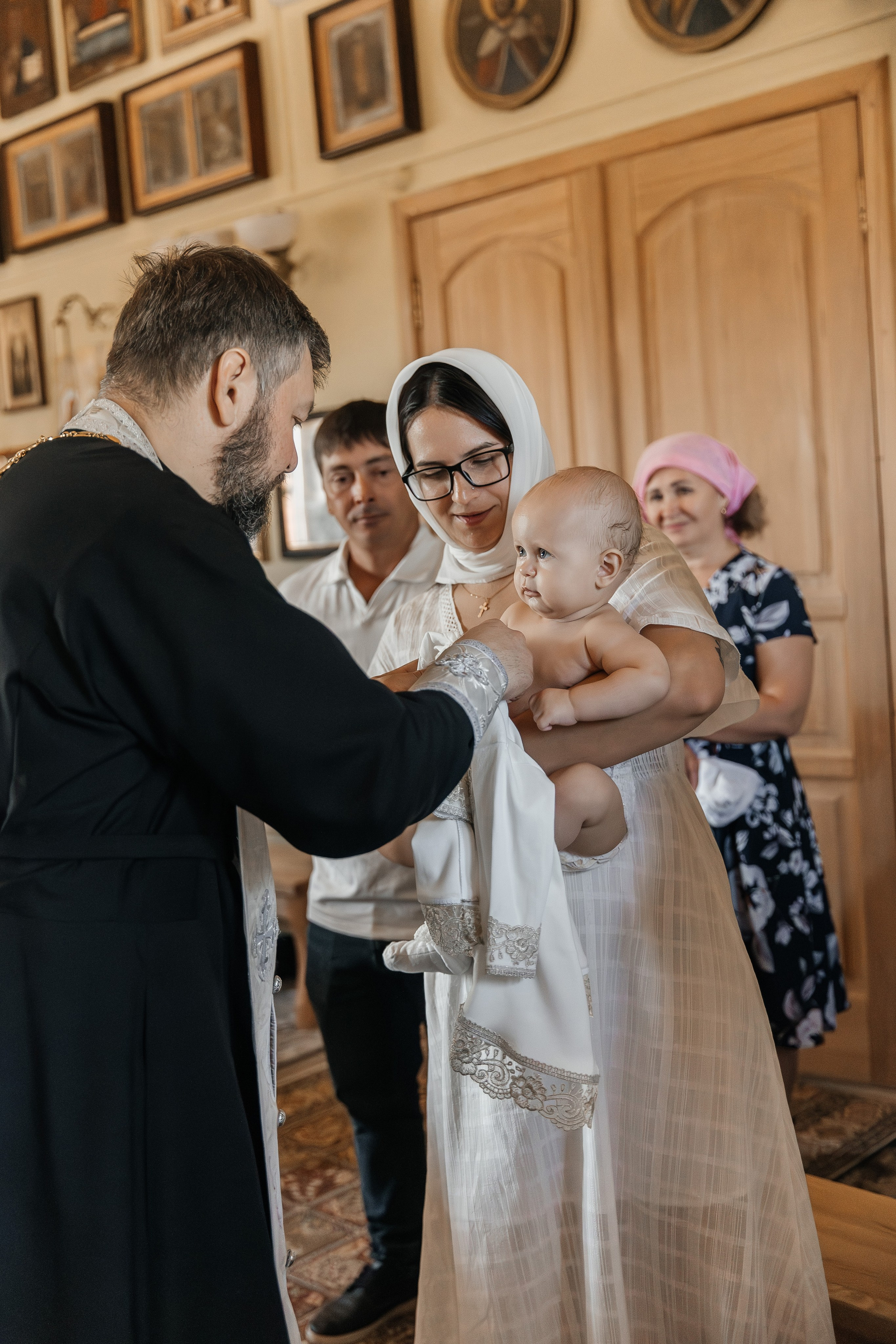 Крещение Алисы. Свадебный и семейный фотограф в Волгограде Анастасия Кошенскова