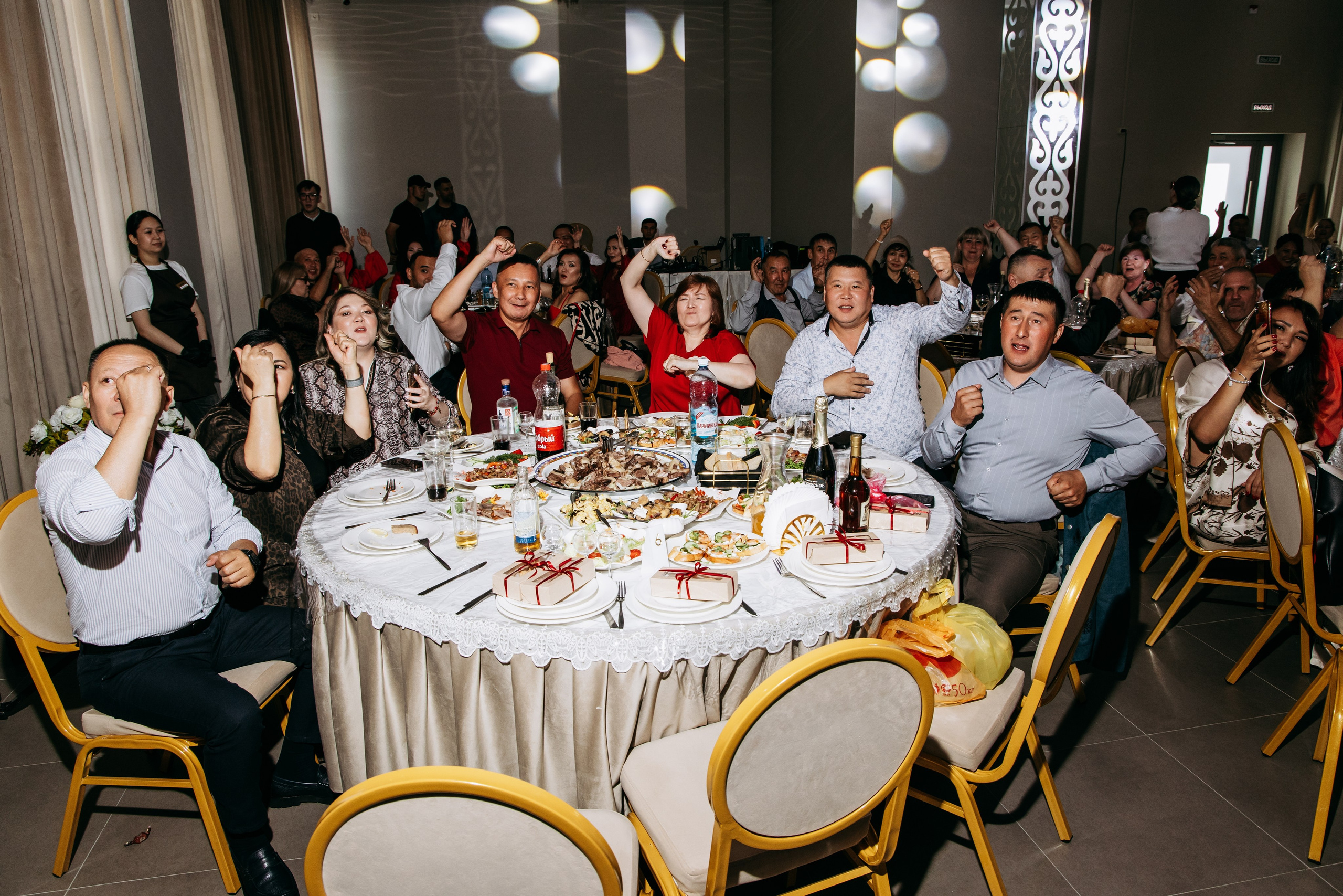 Ерлан и Сабина. Фотограф в Омске Валерия Крячко