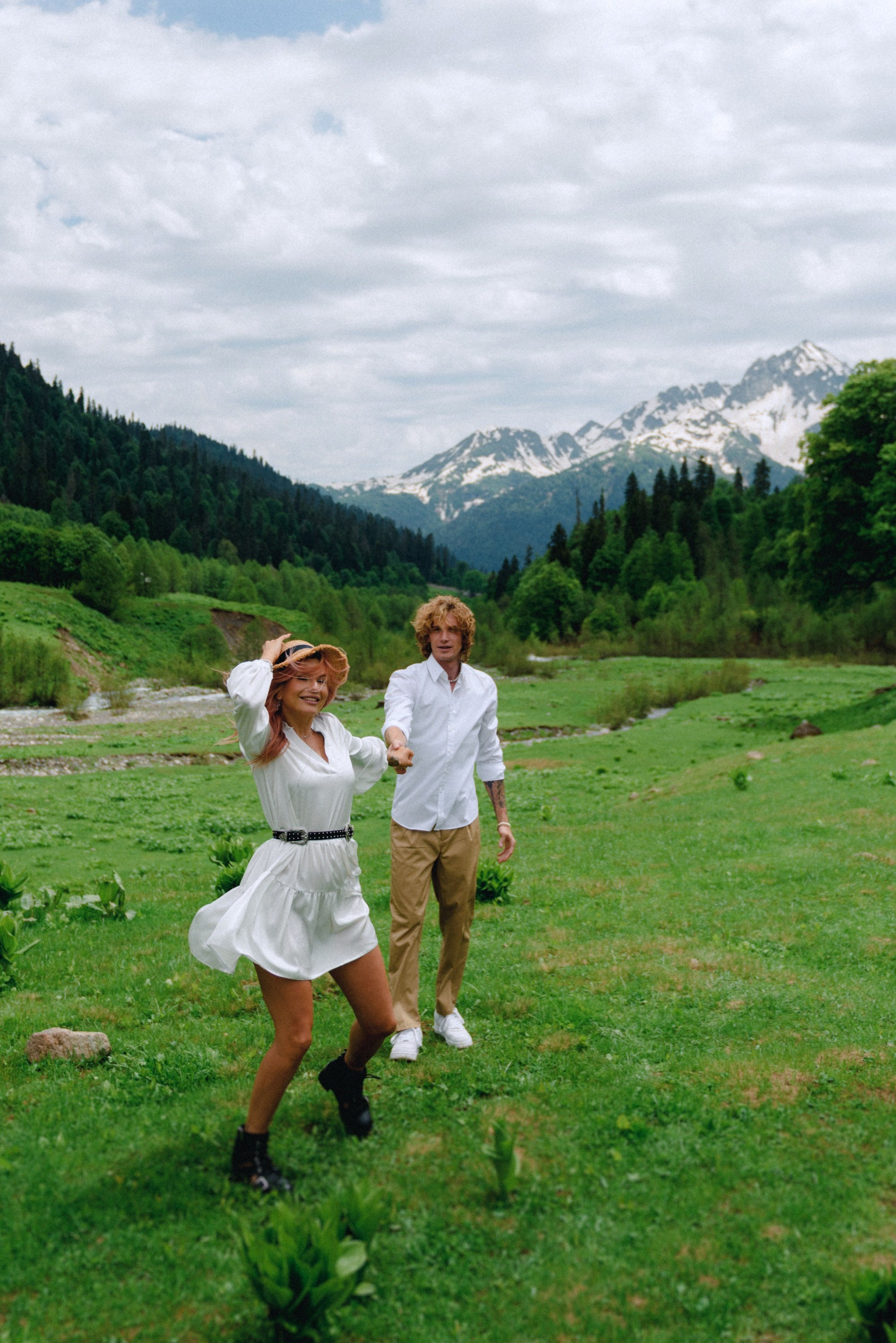 Alpine meadows phototour|The Italian Dolomites Love Story photoshoot. Fedor Lemeshko — Destination Wedding and Family Lifestyle photographer