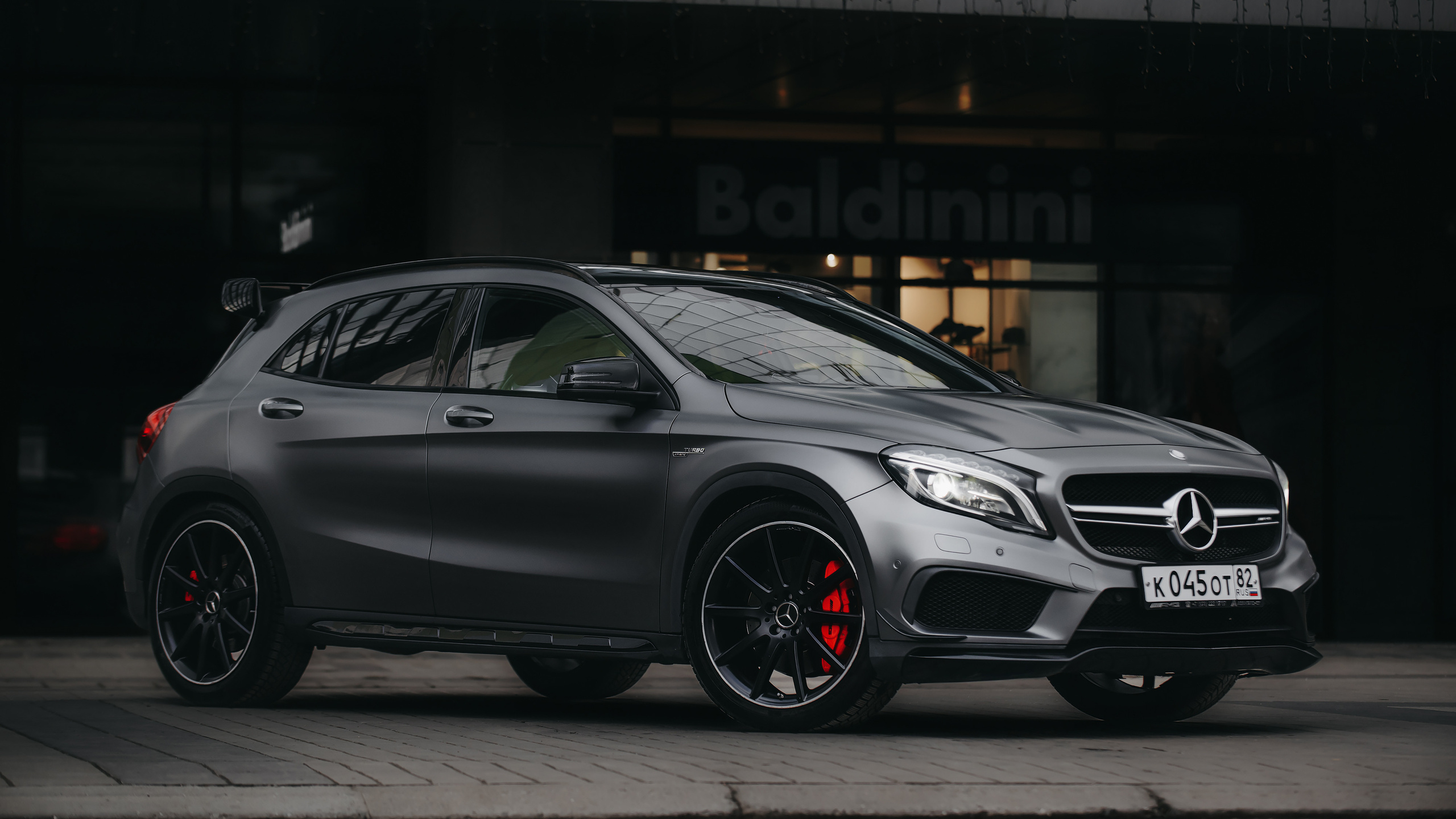 Автомобильная съёмка. Свадебный фотограф в Крыму Александр Богомазов