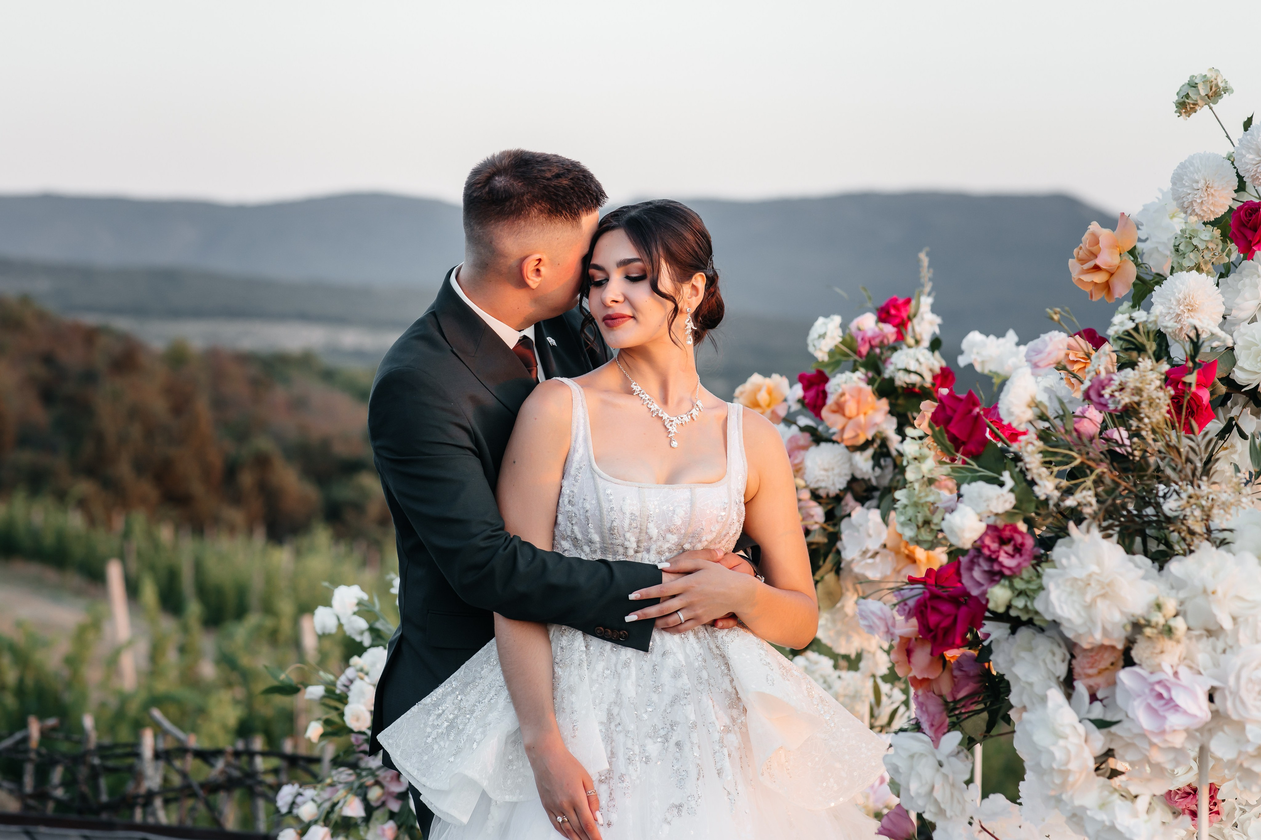 Свадьба на винодельне. Анонс для Ивана и Виктории. Свадебный фотограф в Крыму и Севастополе Ольга Баскакова