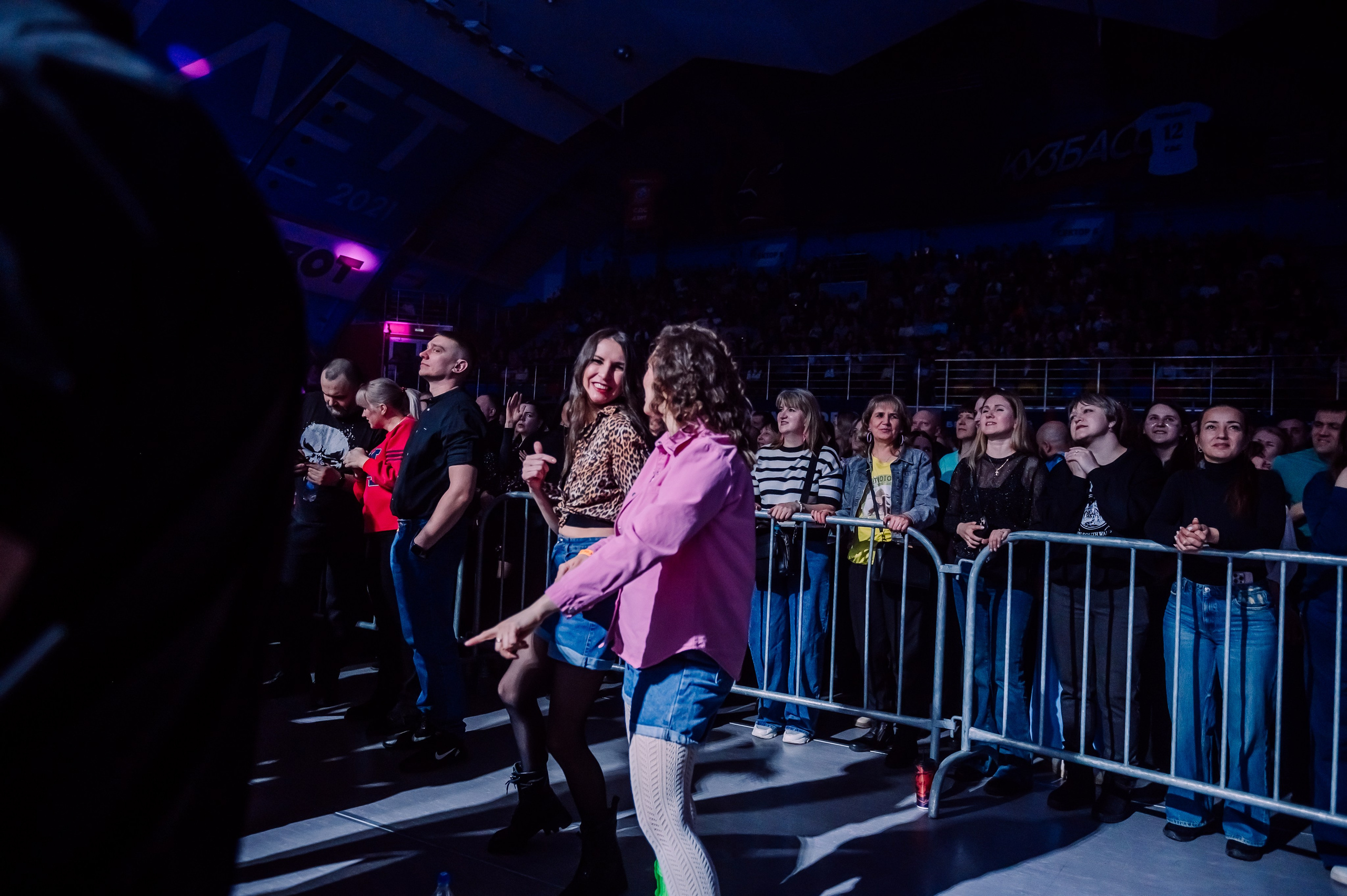 Дискач 90-х в Кемерово, СРК Арена. Детский фотограф, семейный фотограф и репортажи в Кемерово