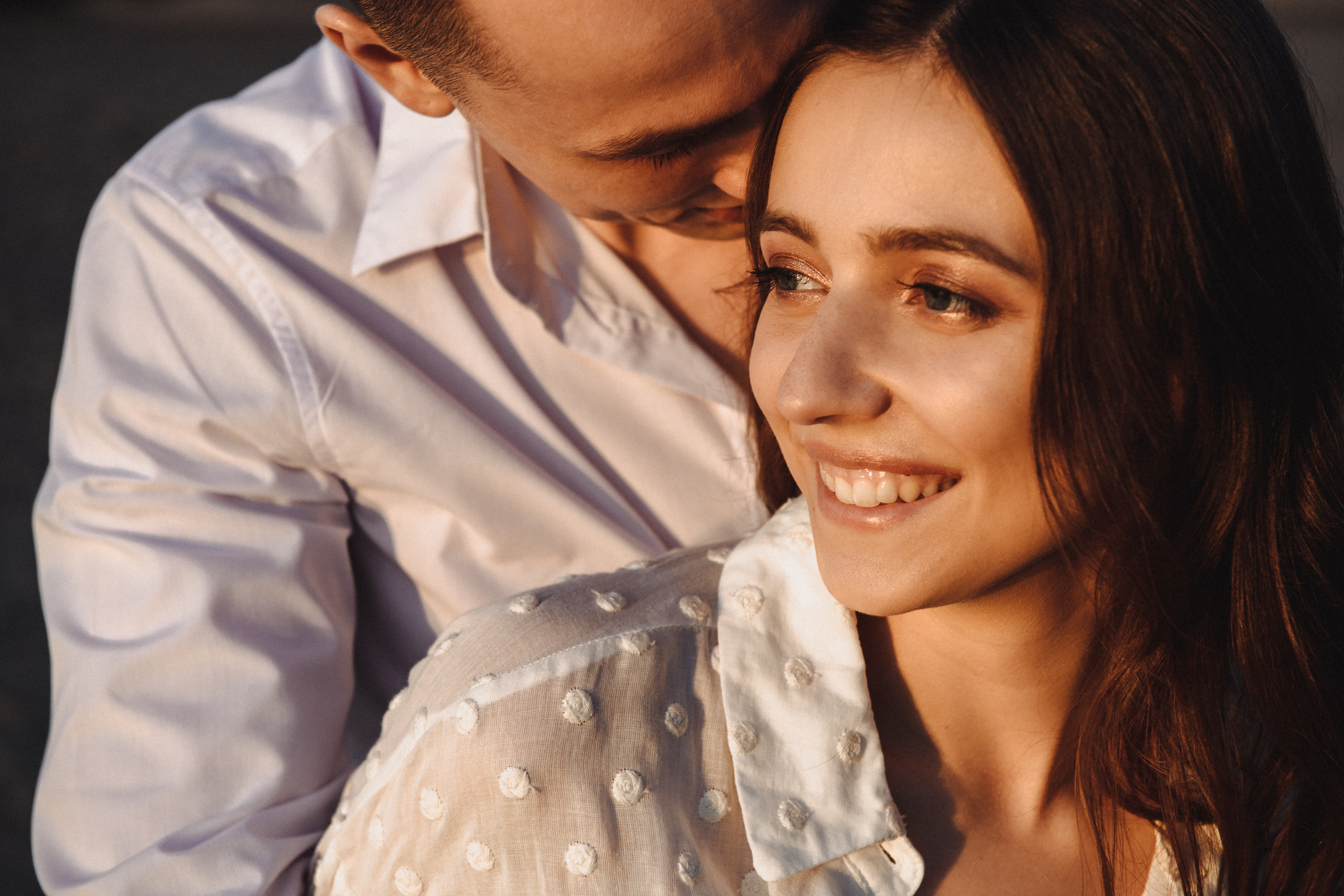 Прогулка по пляжу на закате. Свадебный и семейный фотограф в Котласе Никита Попов