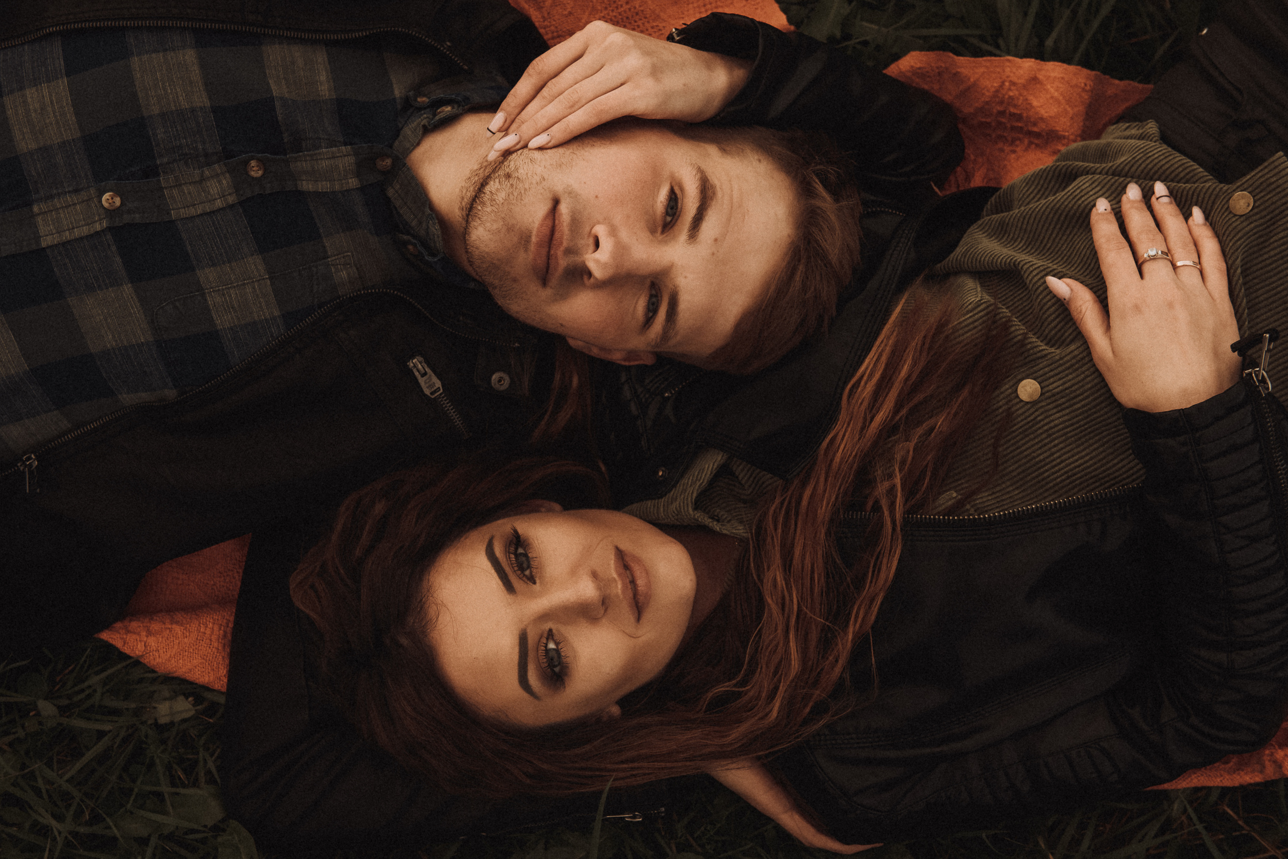 Эмоциональная прогулка на природе. Свадебный и семейный фотограф в Котласе Никита Попов