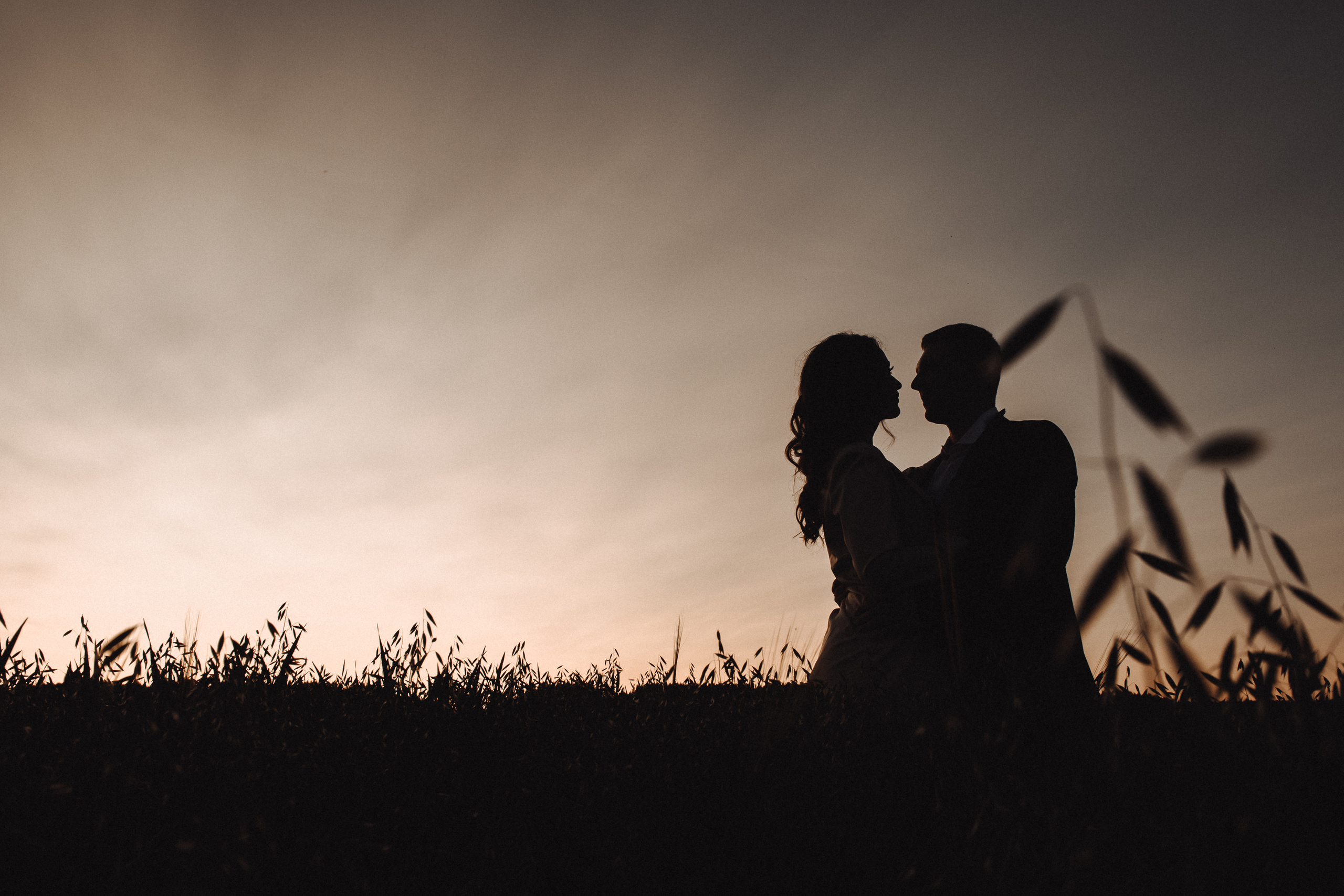 Фотосъемка в кафе и в поле. Свадебный и семейный фотограф в Котласе Никита Попов