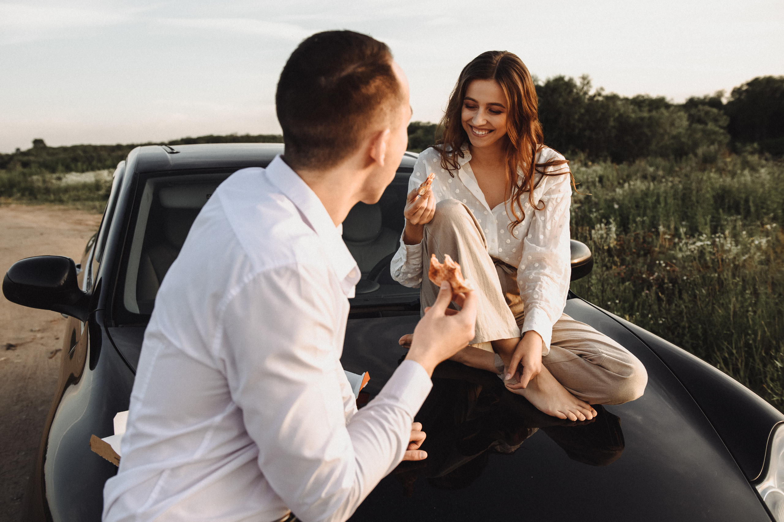 Прогулка по пляжу на закате. Свадебный и семейный фотограф в Котласе Никита Попов